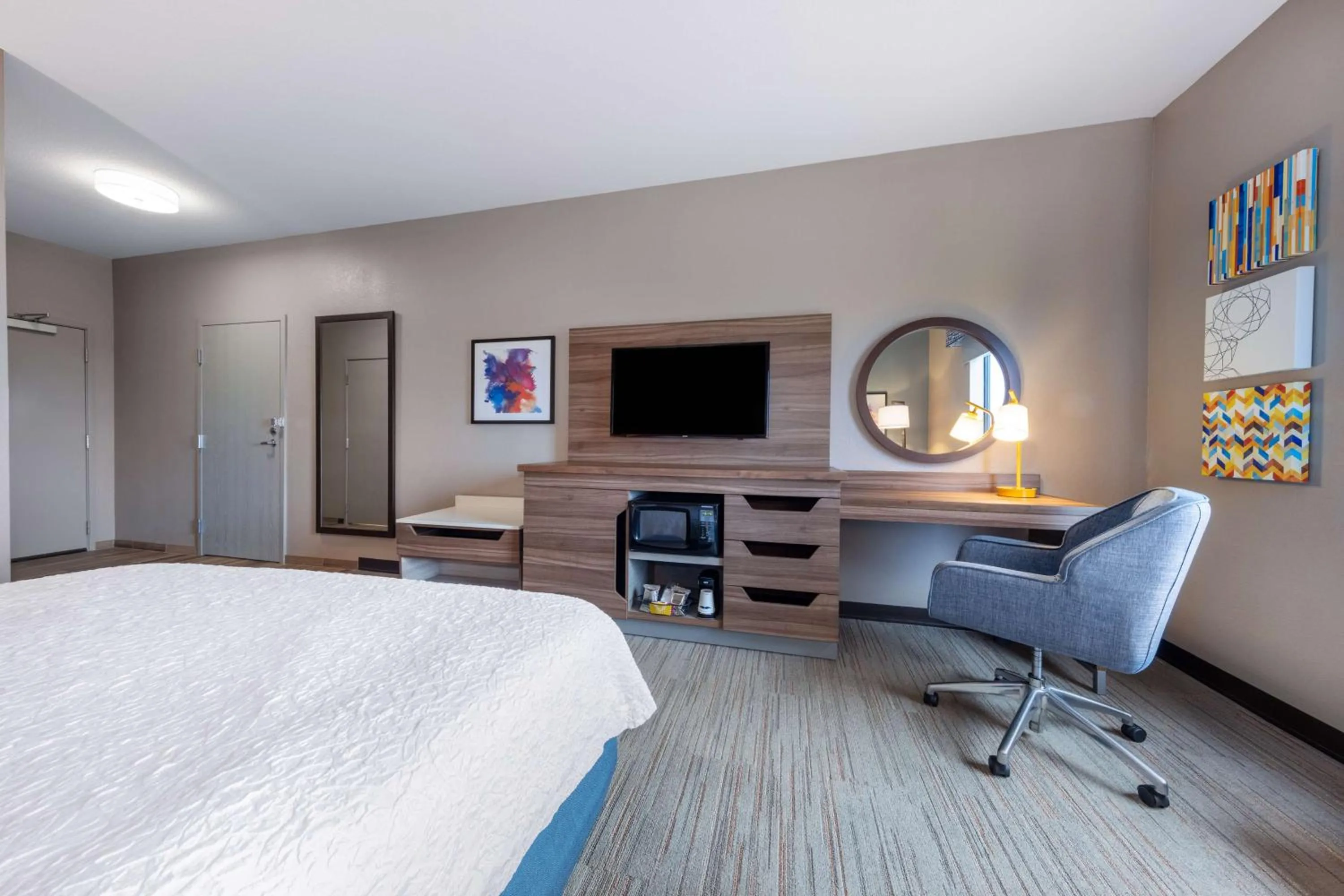 Bedroom, Bed in Hampton Inn Saint Robert