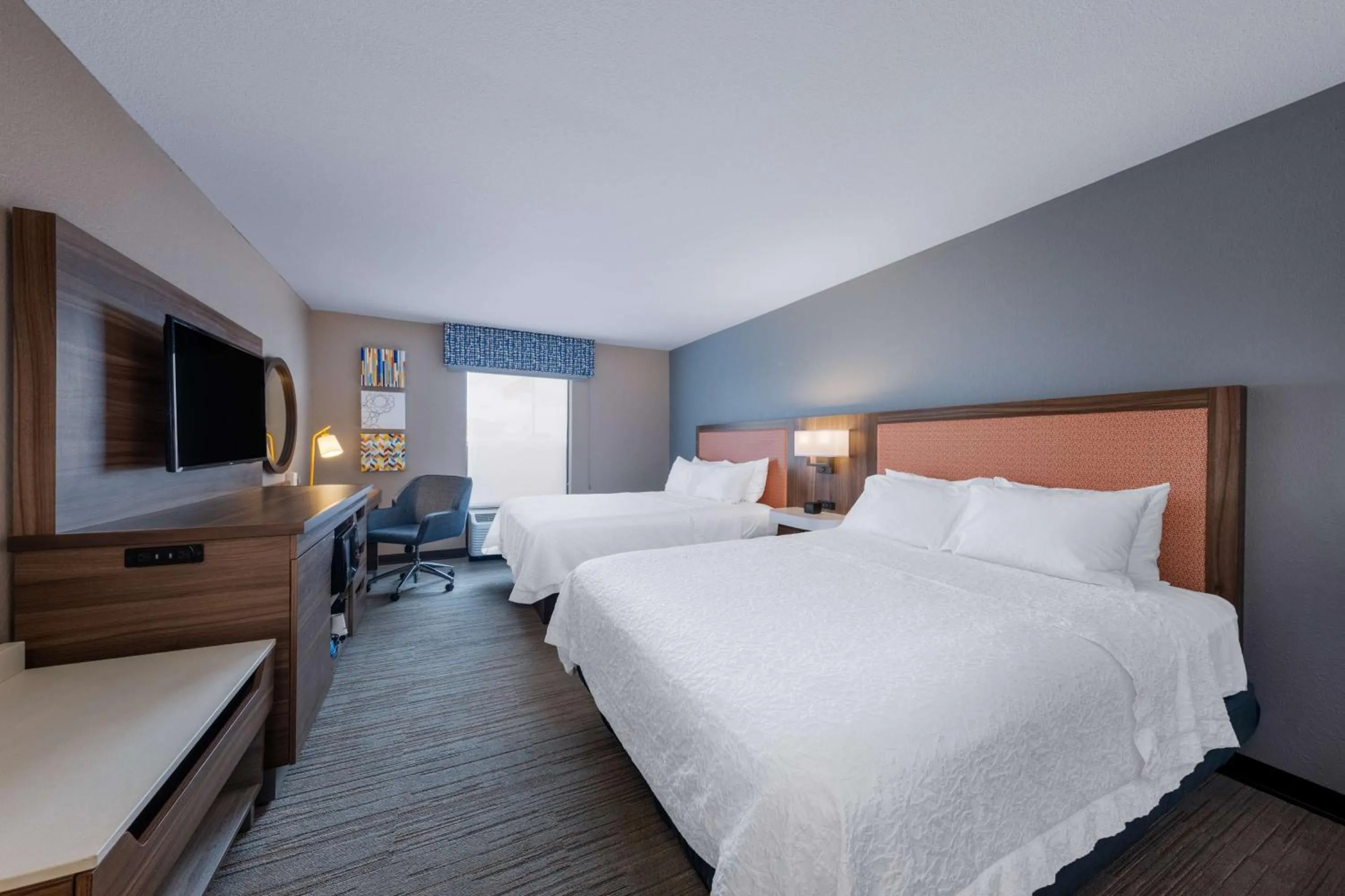 Bedroom, Bed in Hampton Inn Saint Robert