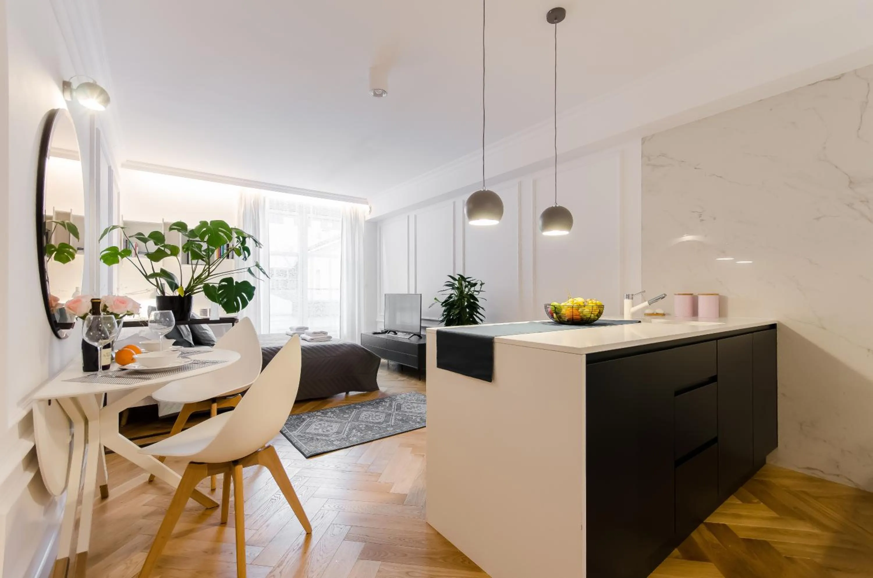 Kitchen or kitchenette in Old Town Premium Queen`s Apartments