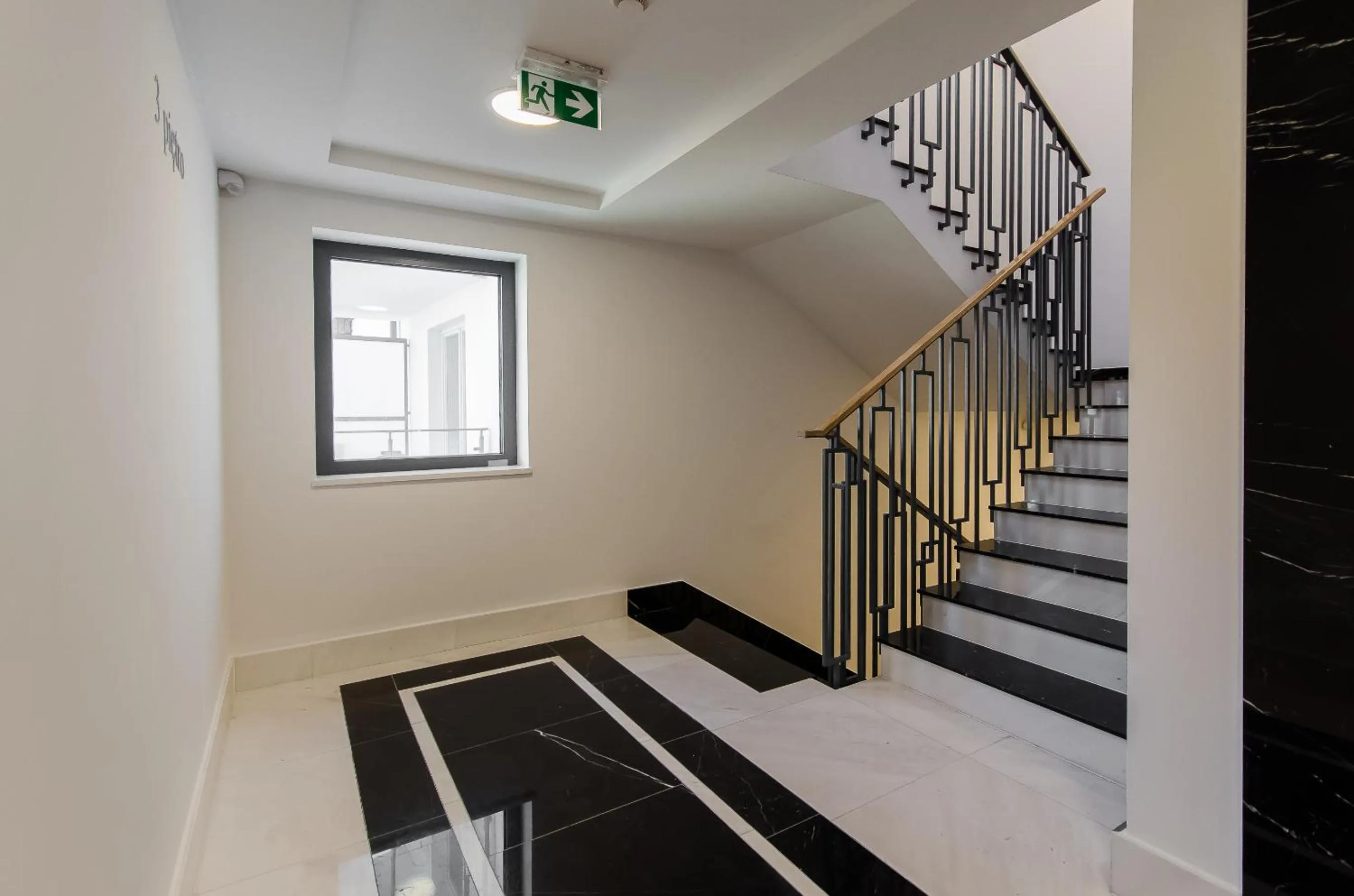 Property building in Old Town Premium Queen`s Apartments