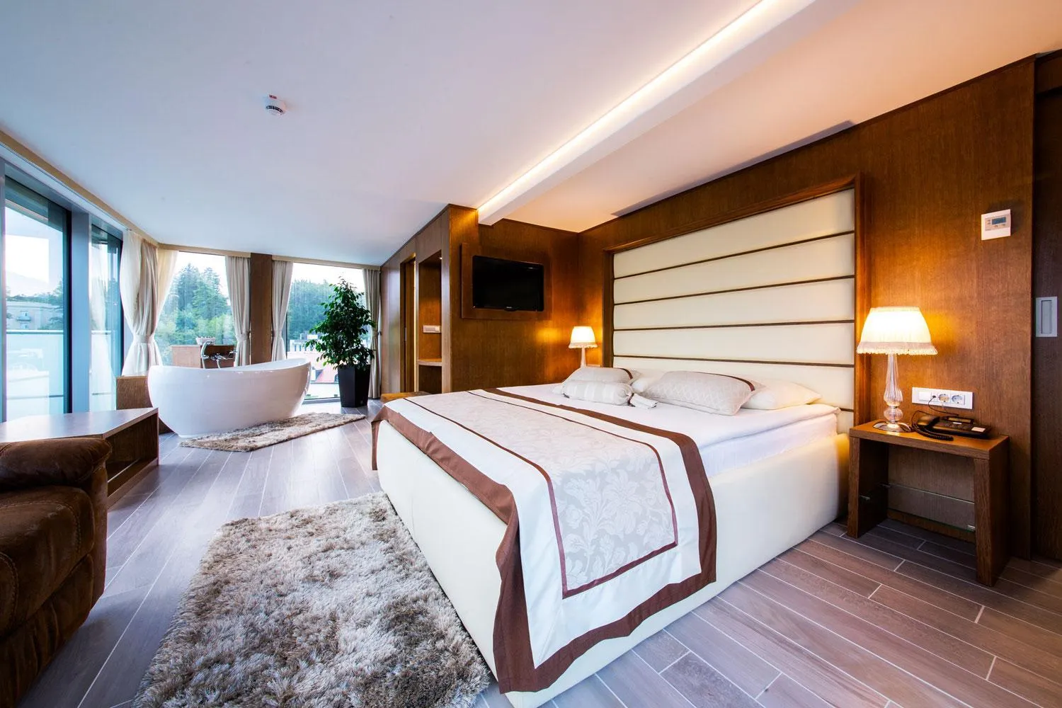 Bedroom, Bed in Grand Hotel Donat Superior & Wellness Center