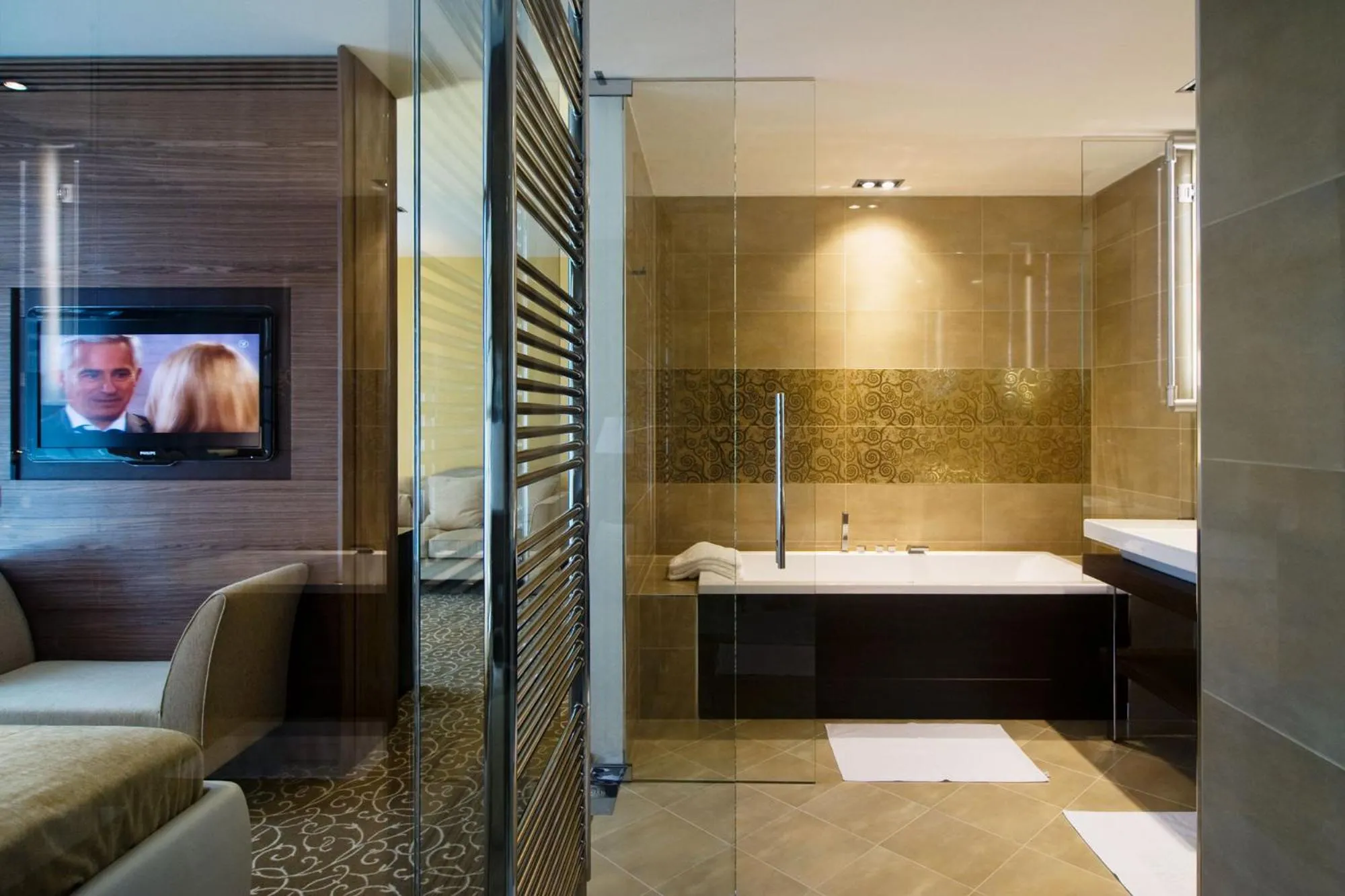 Bathroom, Bed in Grand Hotel Donat Superior & Wellness Center