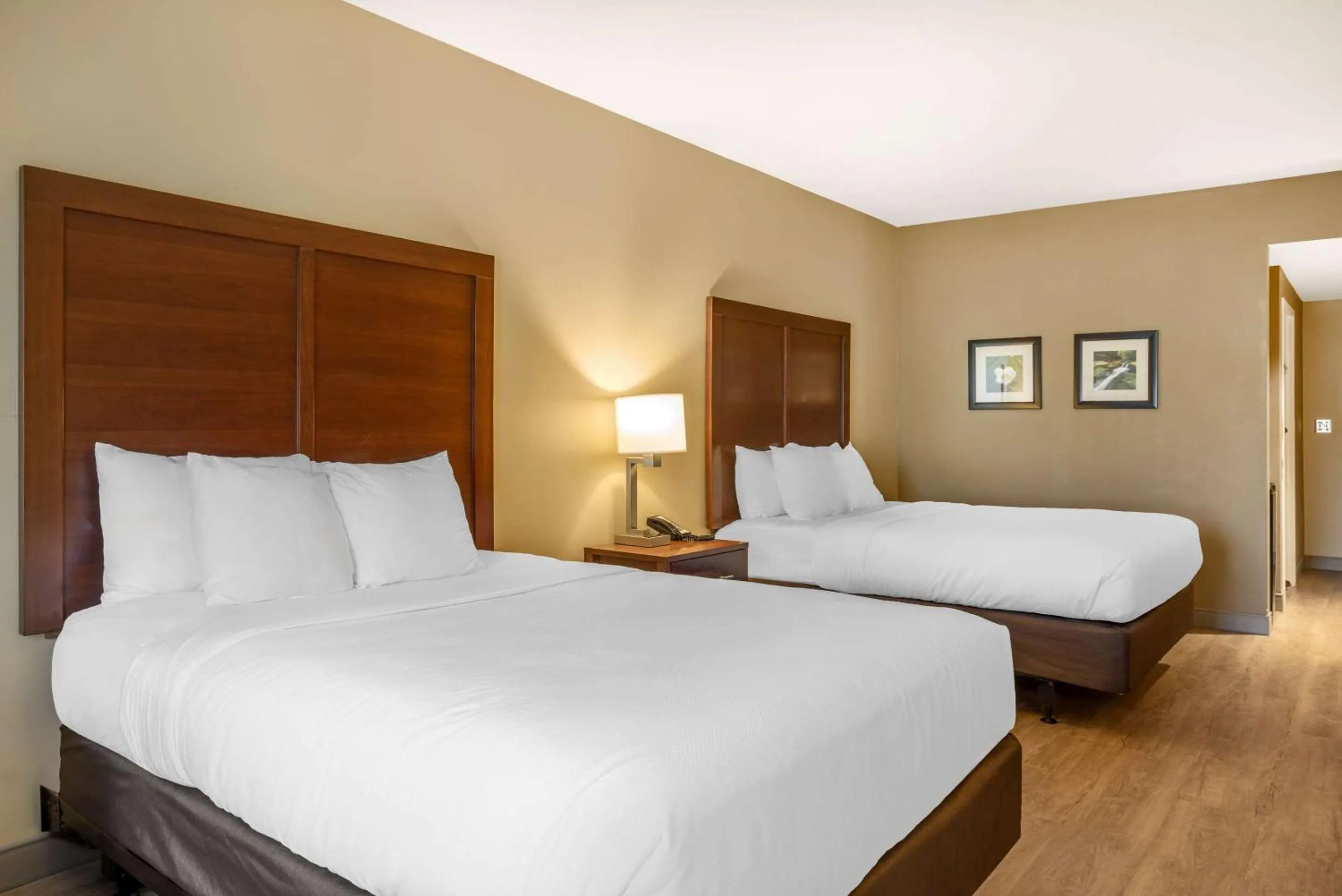 Bedroom, Bed in Comfort Inn & Suites At CrossPlex Village