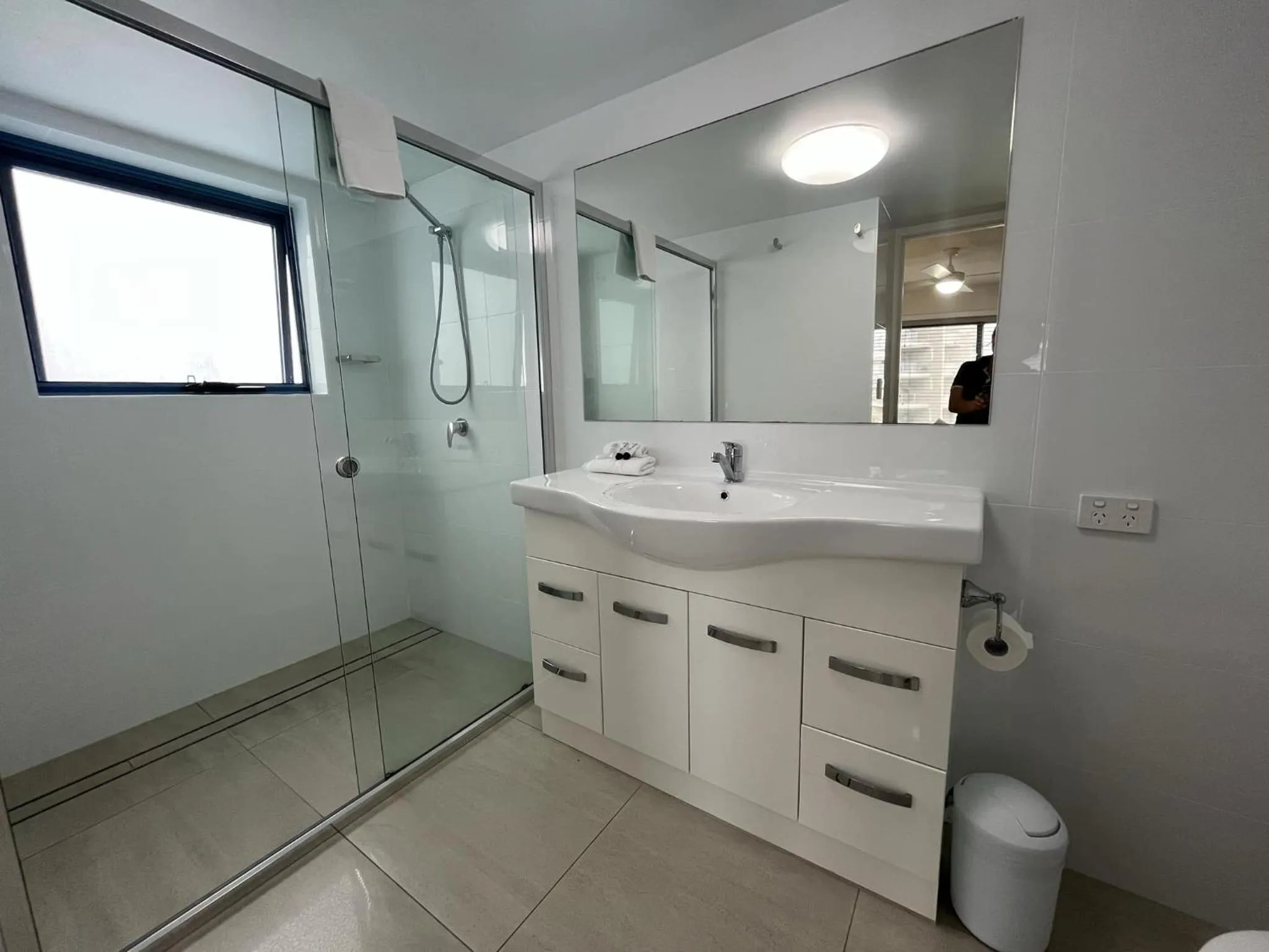 Shower in Salerno On The Beach