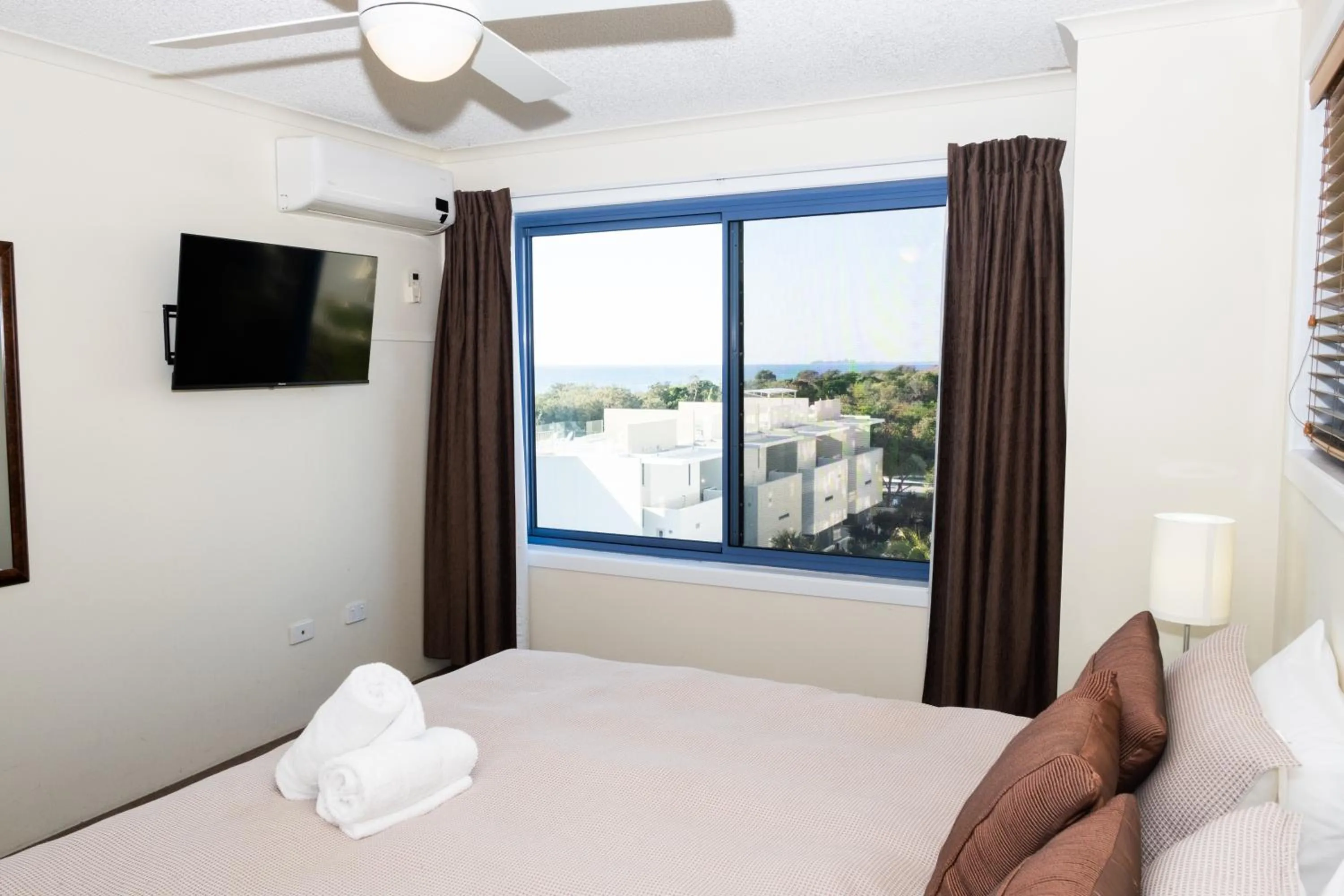 Bedroom, Bed in Salerno On The Beach
