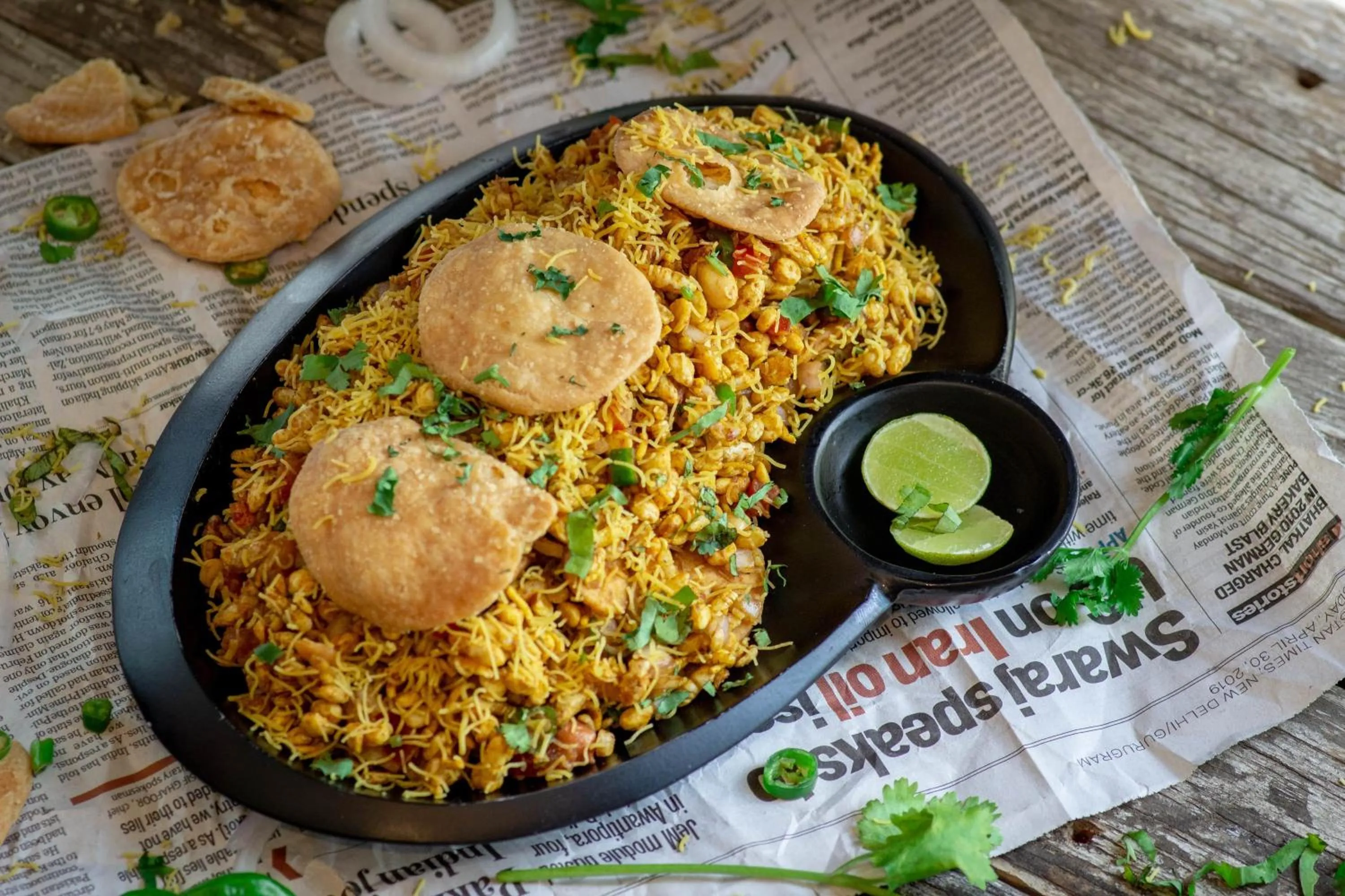 Restaurant/places to eat in Holiday Inn Express Bengaluru Yeshwantpur by IHG