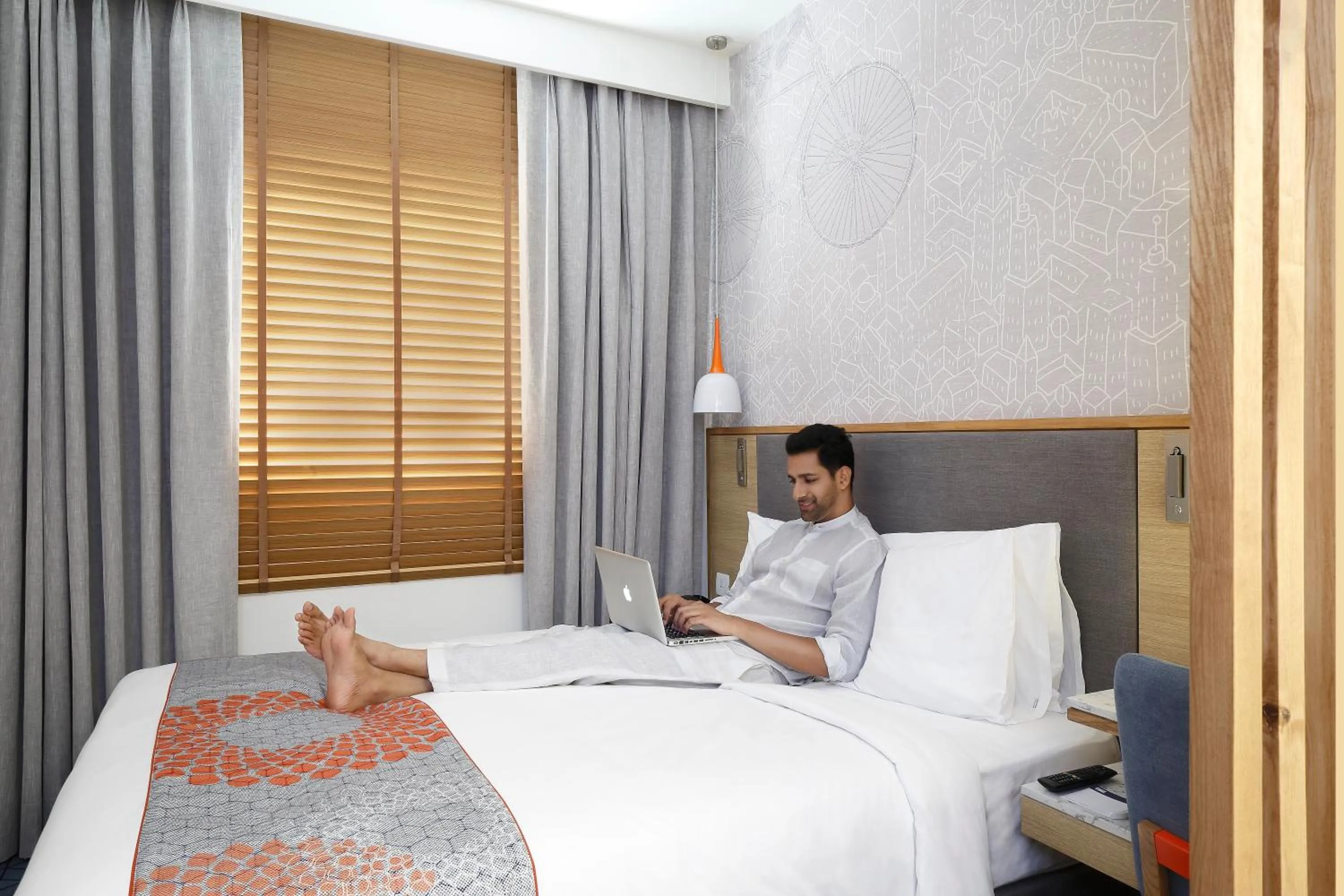 Photo of the whole room, Bed in Holiday Inn Express Bengaluru Yeshwantpur by IHG