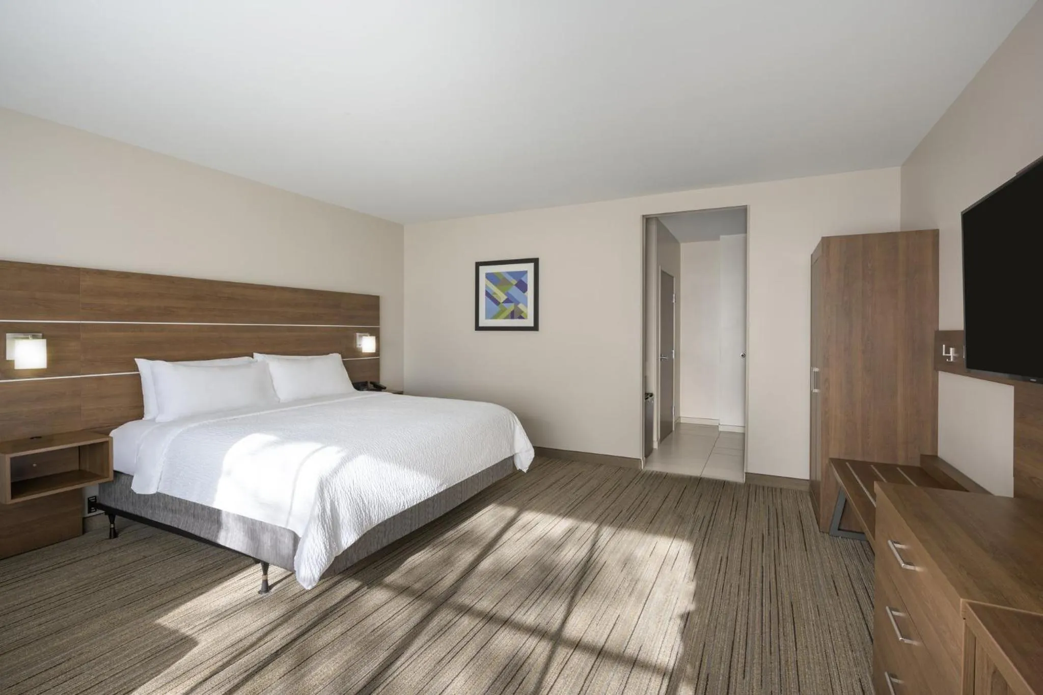 Photo of the whole room, Bed in Holiday Inn Express & Suites - Gilbert - East Mesa by IHG