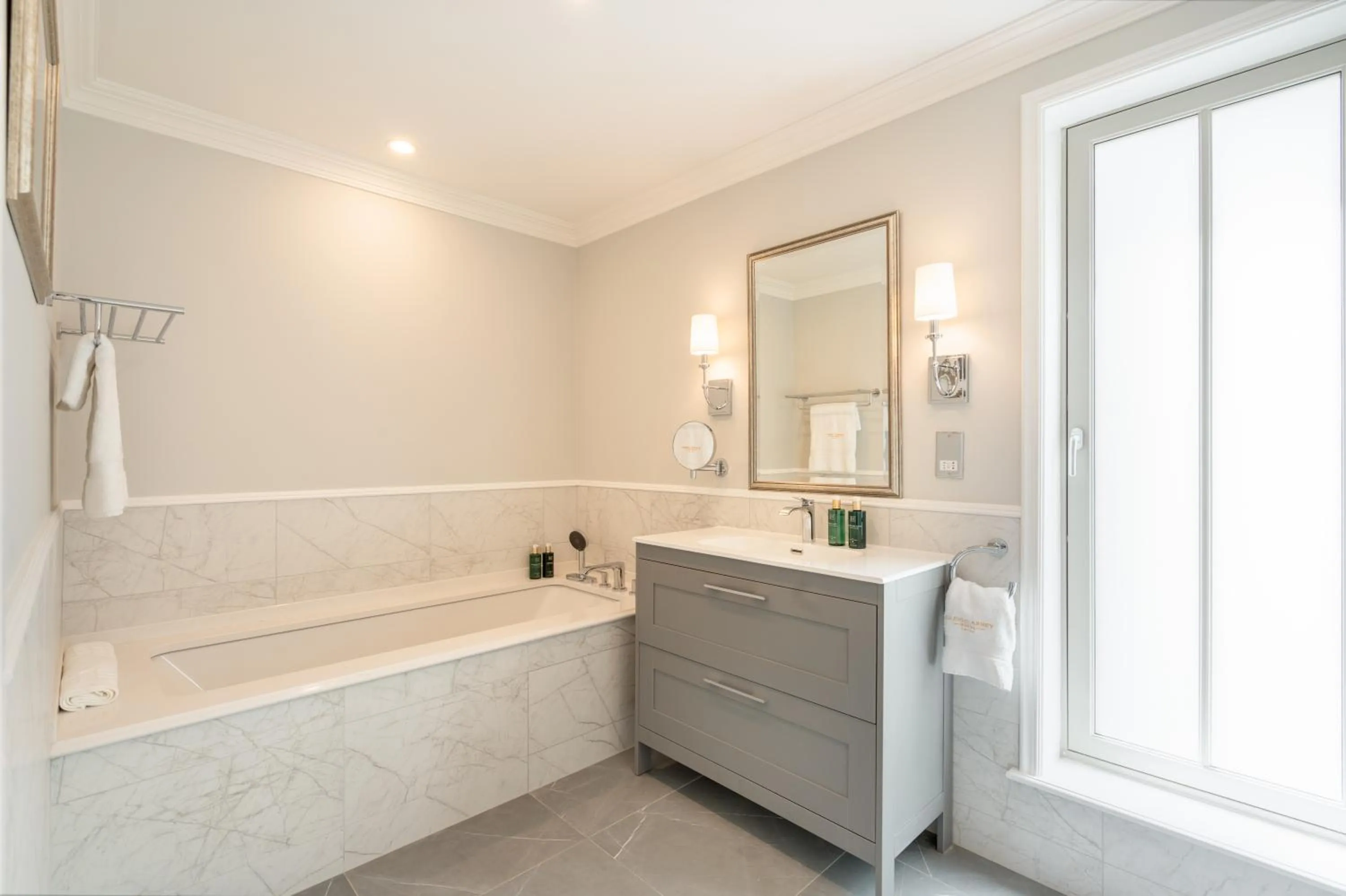 Bathroom in Glenlo Abbey Hotel