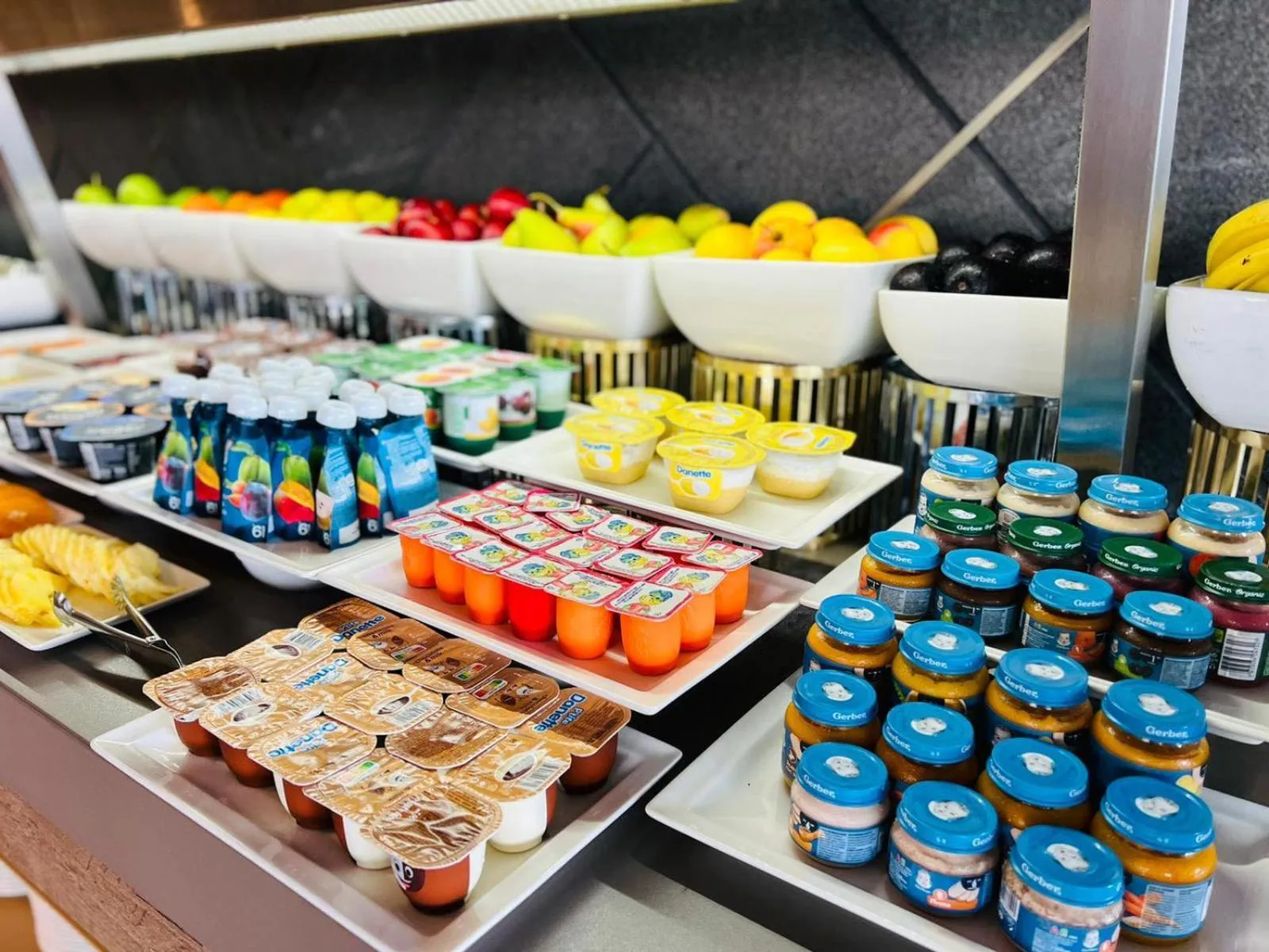 Food in HVD Reina del Mar - Premium Spa Service & Free Parking