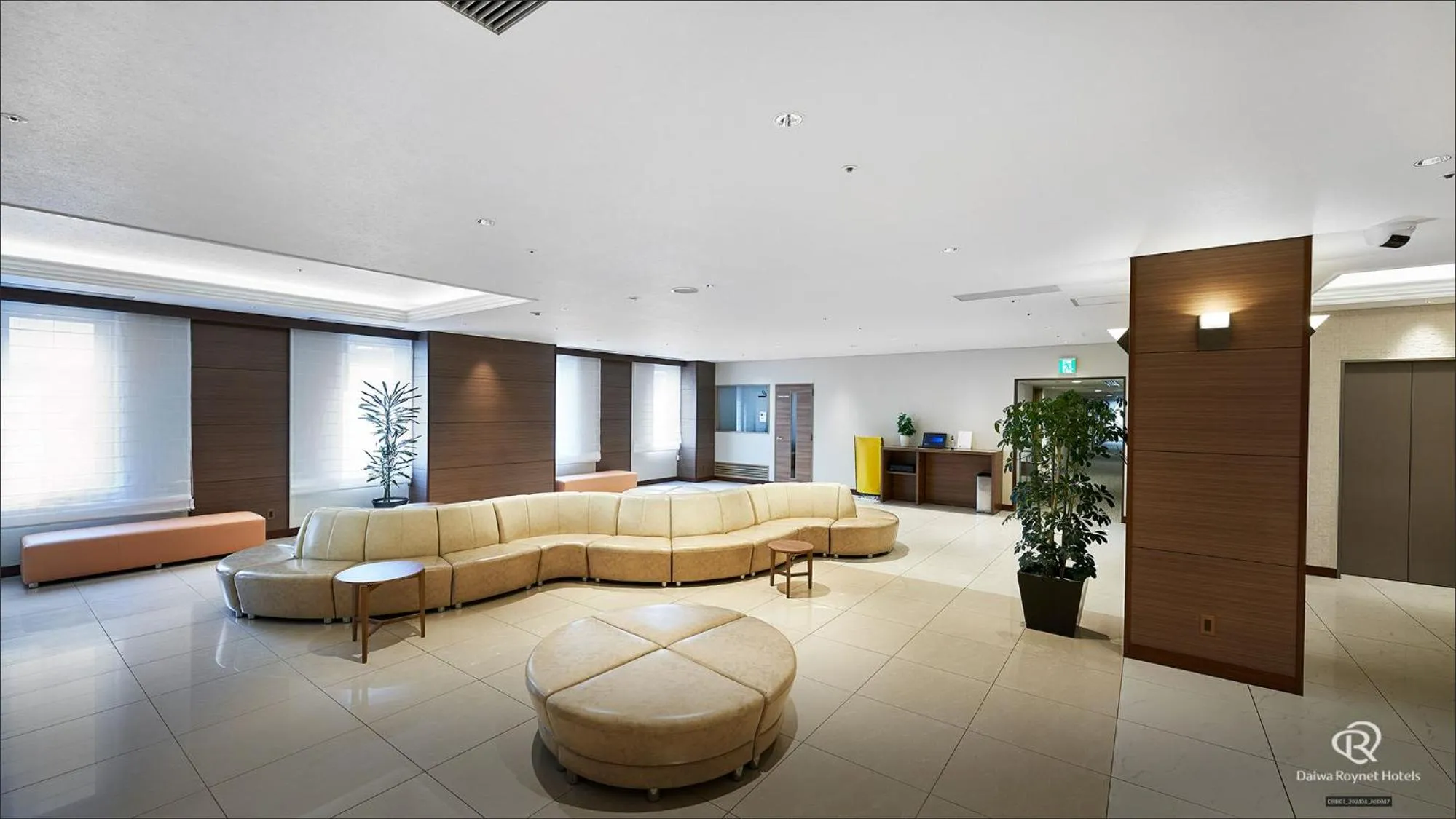 Lobby or reception in Daiwa Roynet Hotel Hachinohe