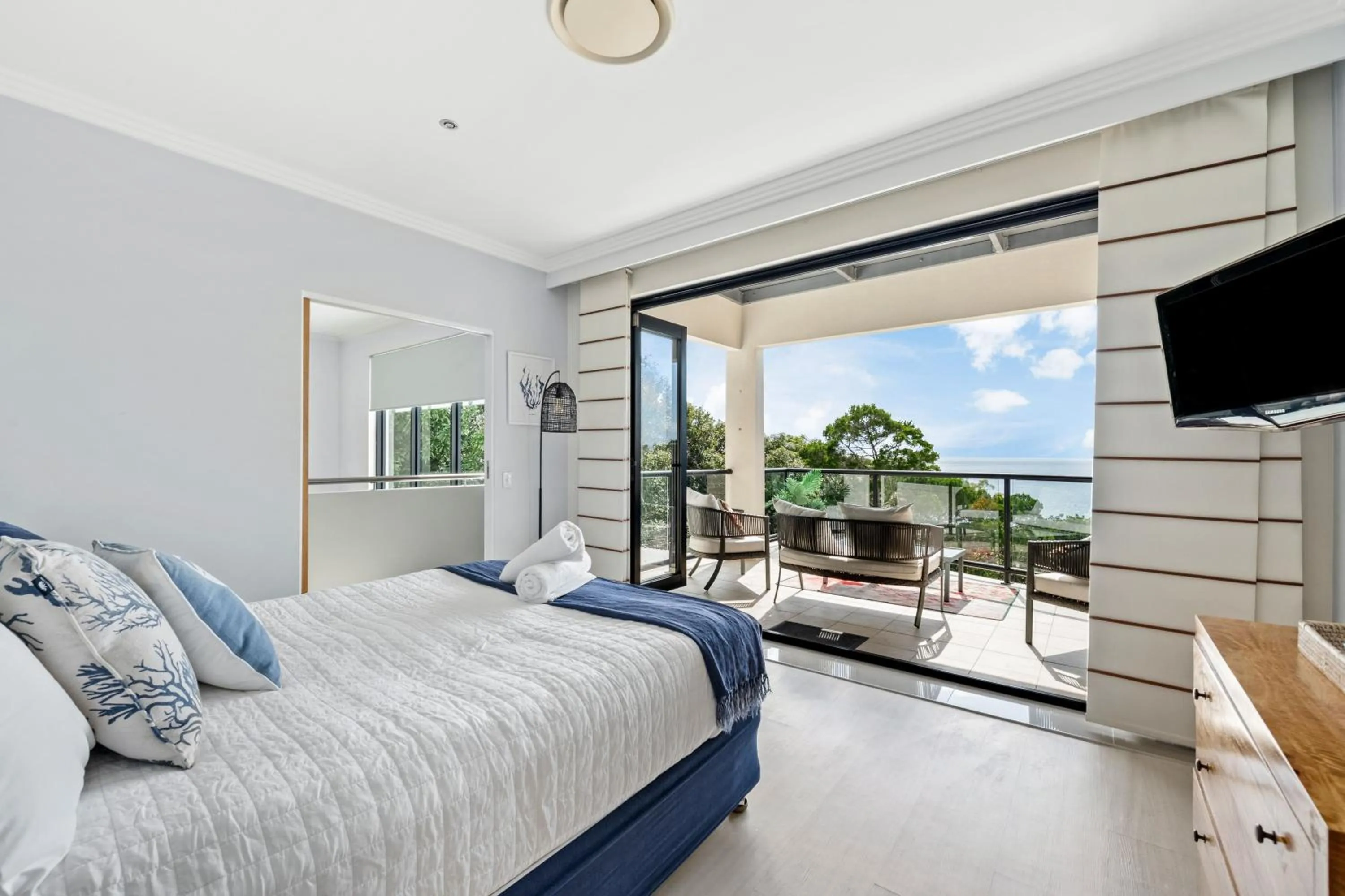 Bed in Papillon Coolum