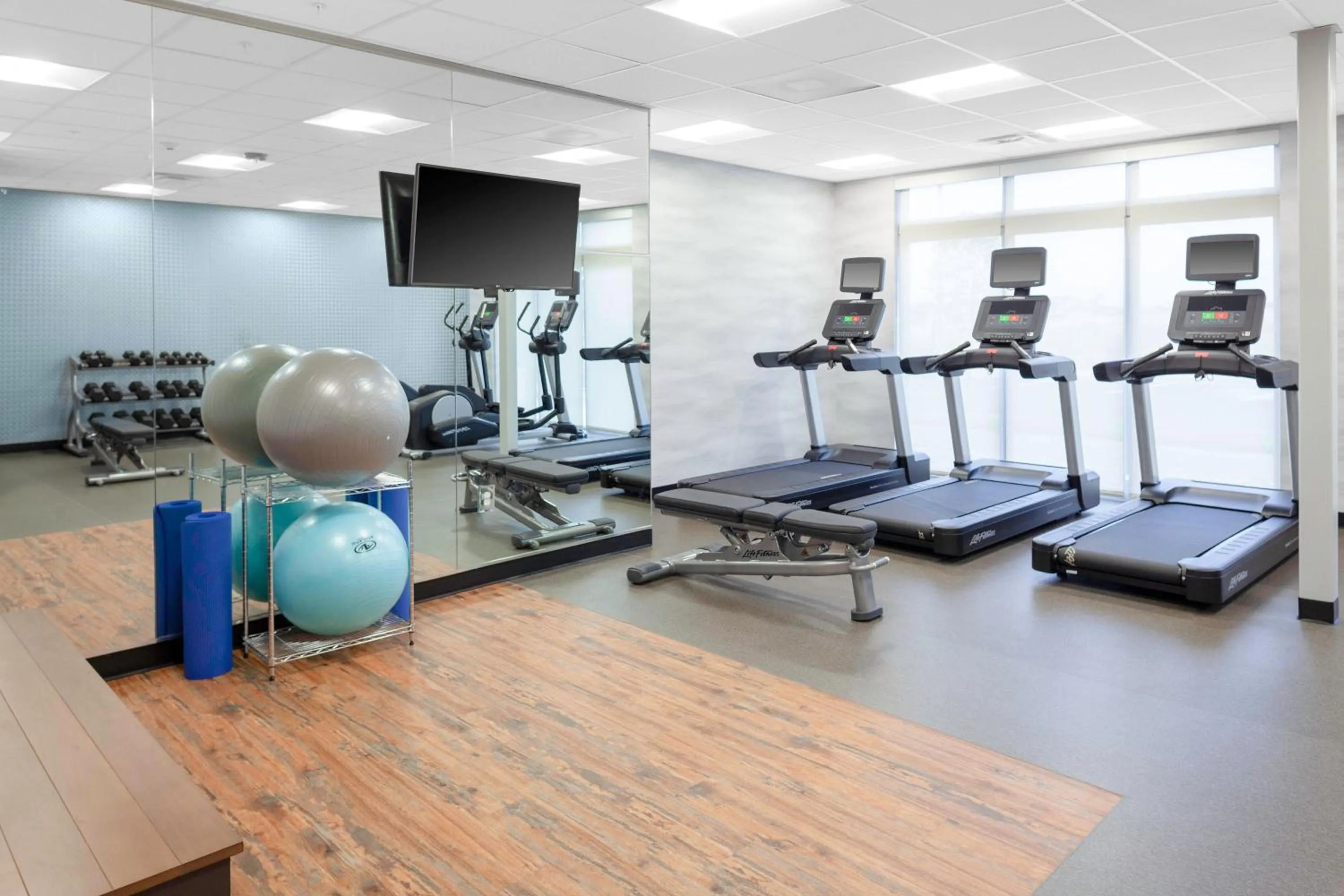Fitness centre/facilities in Fairfield Inn & Suites by Marriott Fort Morgan