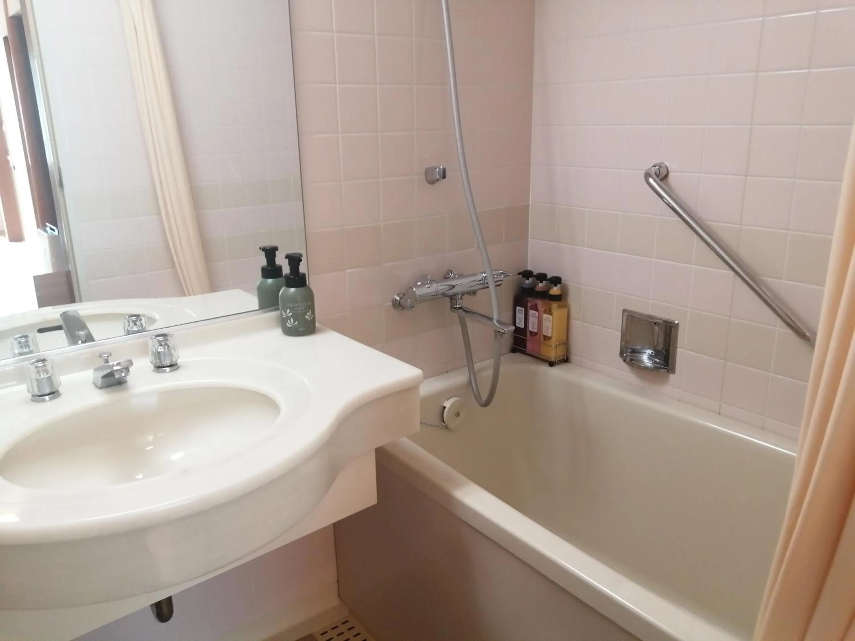 Bathroom in Kurobe Unazukionsen Yamanoha