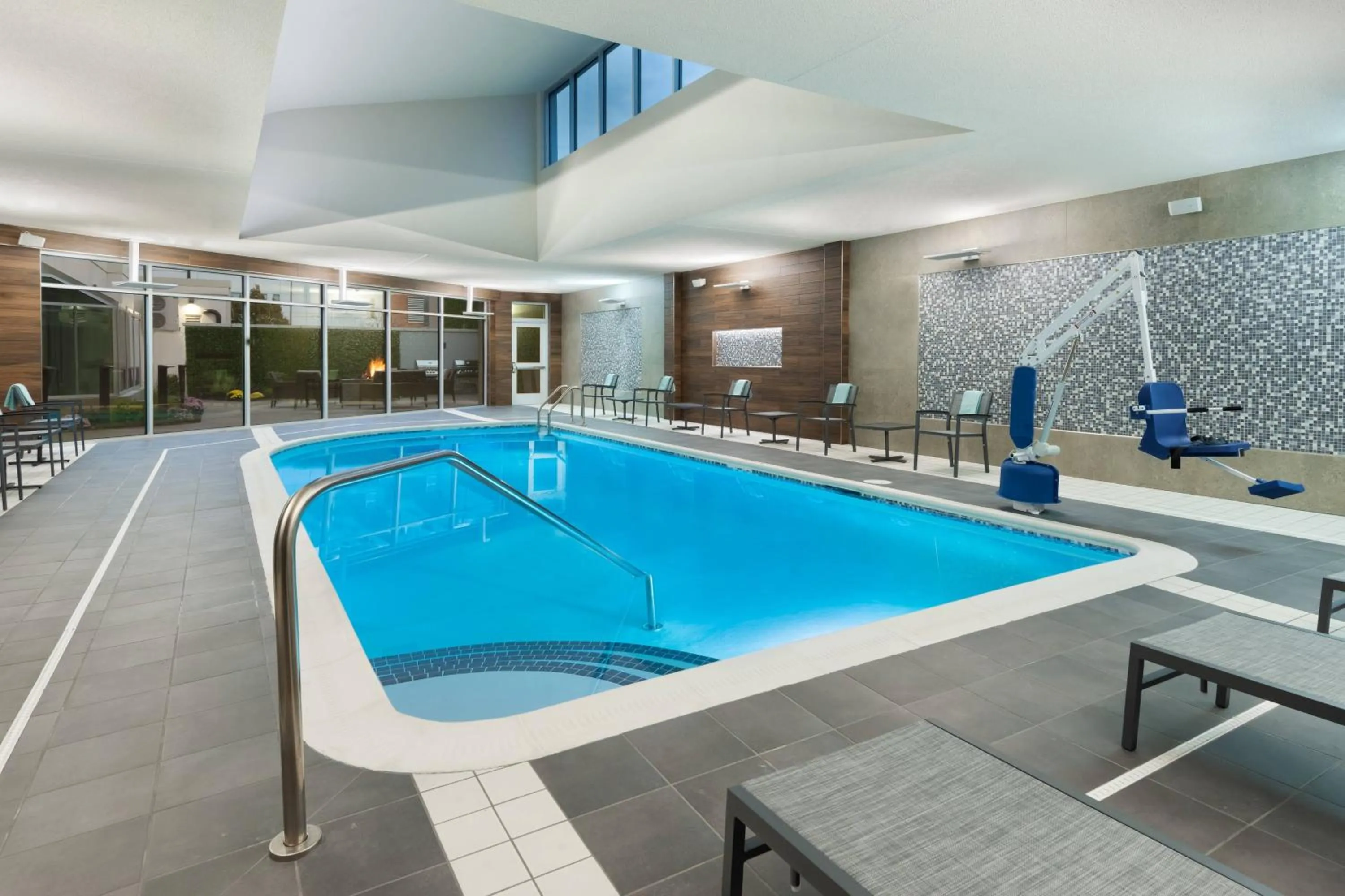 Swimming pool in Residence Inn by Marriott Buffalo Downtown