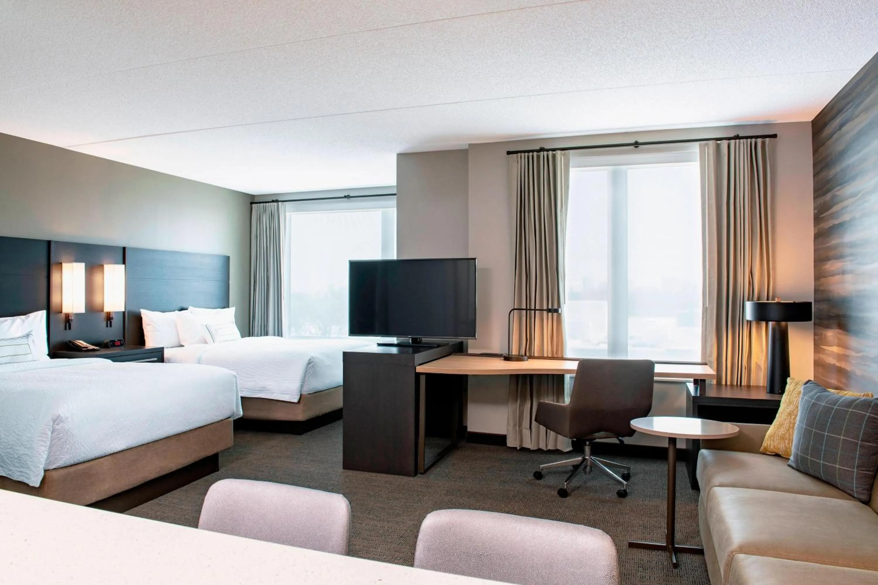 Bedroom, Bed in Residence Inn by Marriott Winnipeg