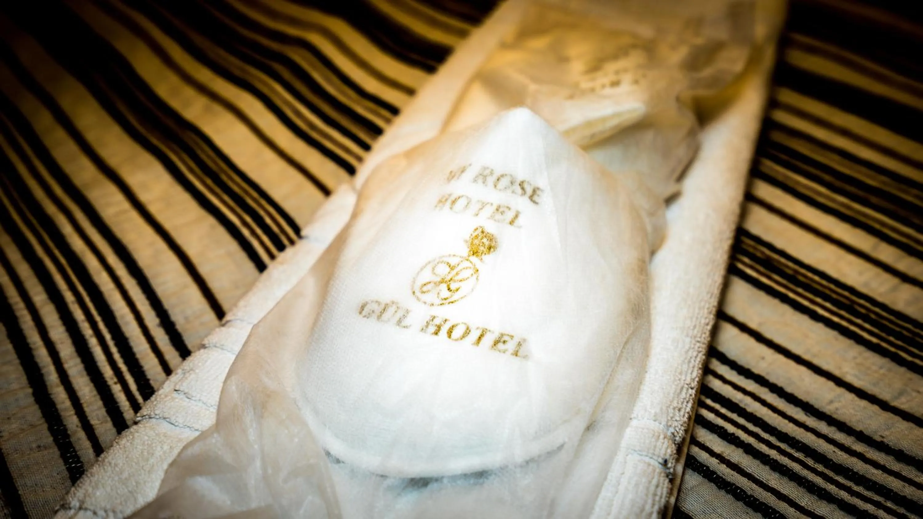 Logo/Certificate/Sign in Gul Hotel