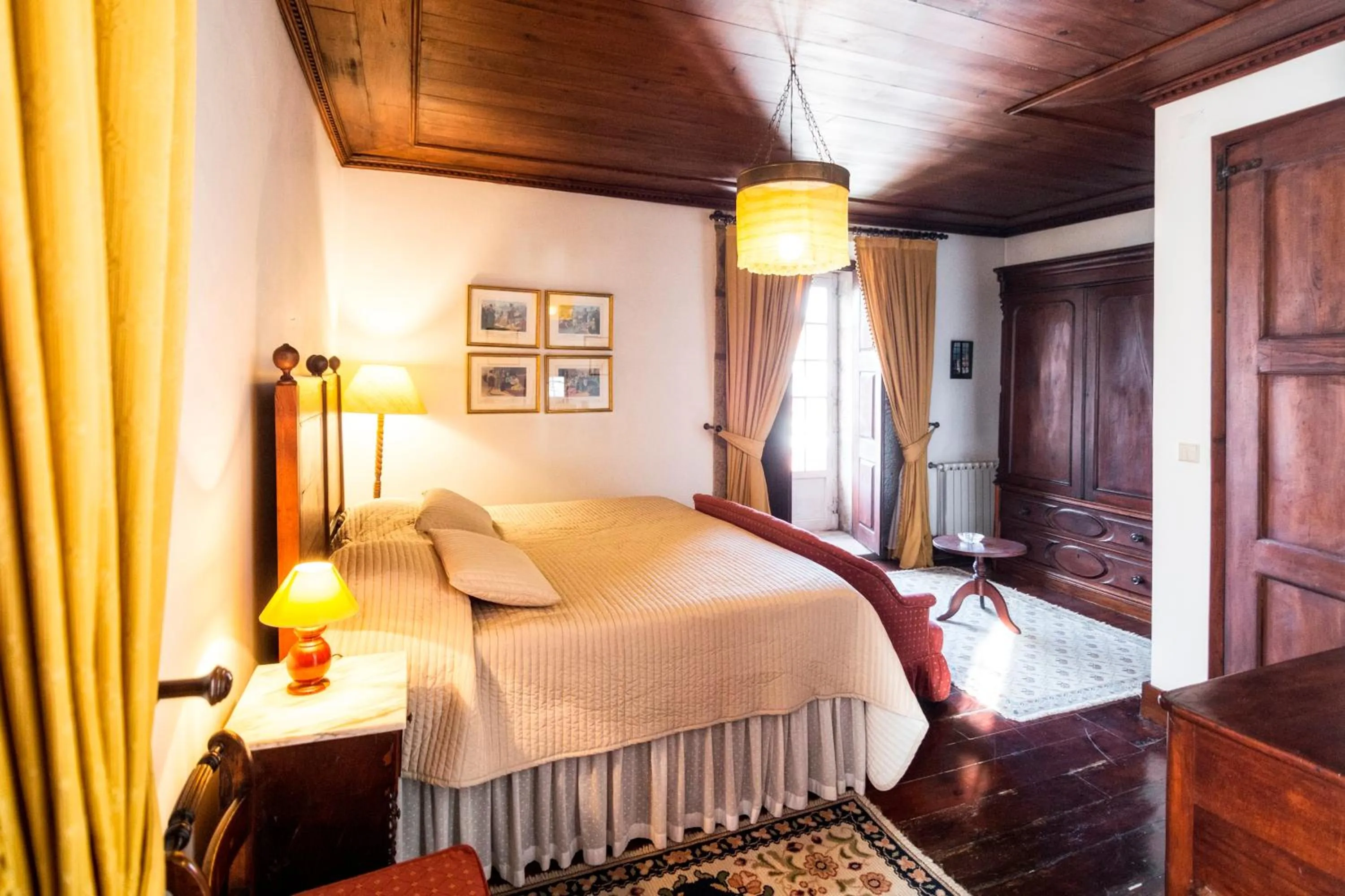 Bedroom, Bed in Casa Nobre do Correio-Mor