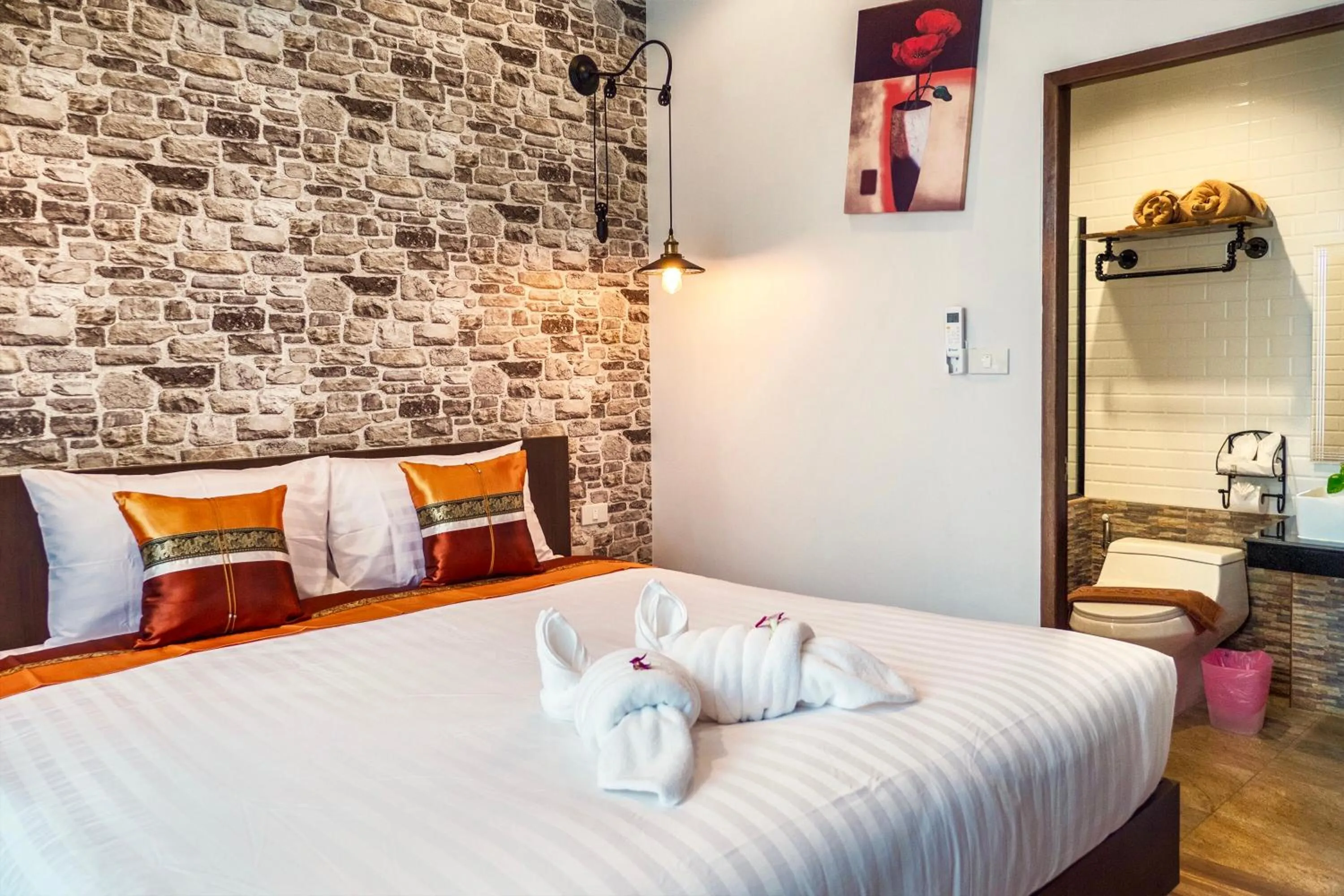 Bed in KG Private Pool Villas Soi 9