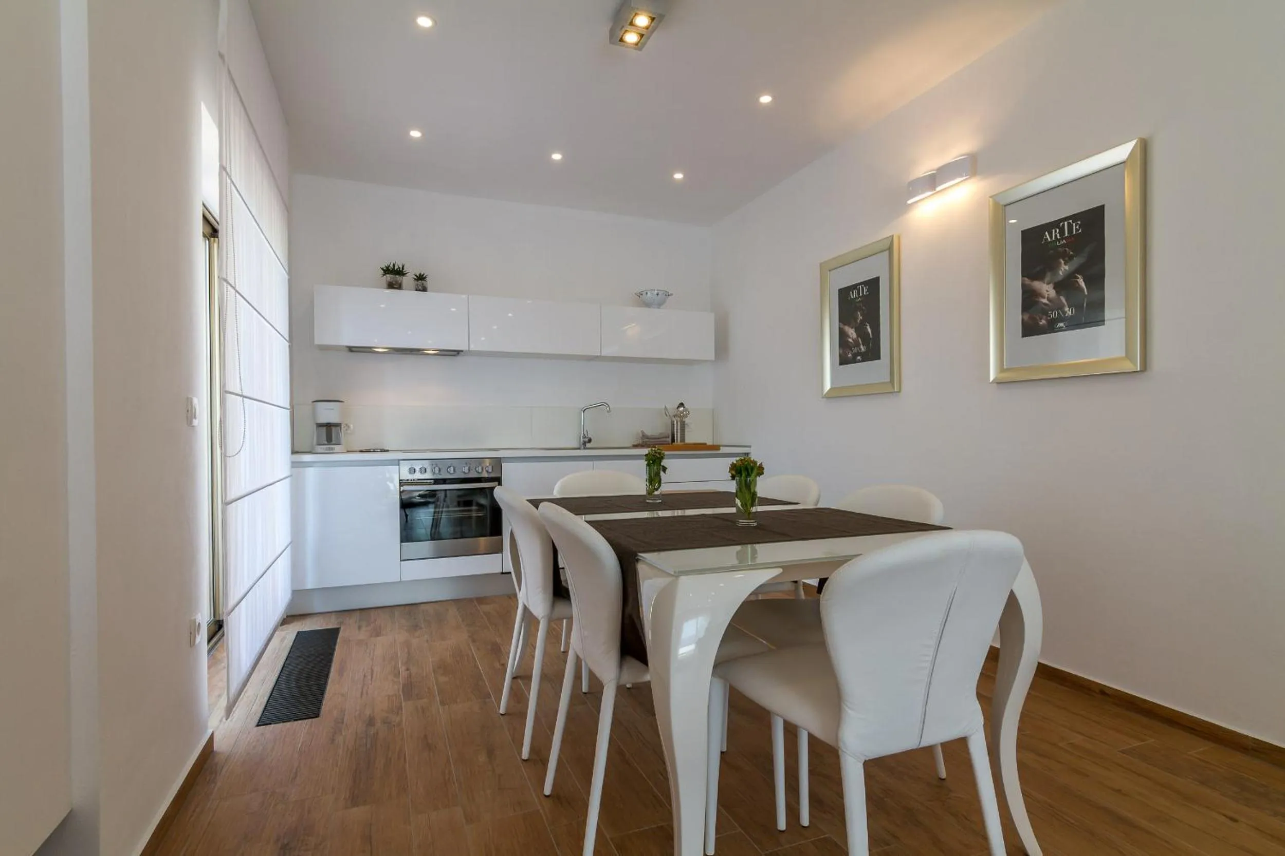 Dining area in Villa Royal