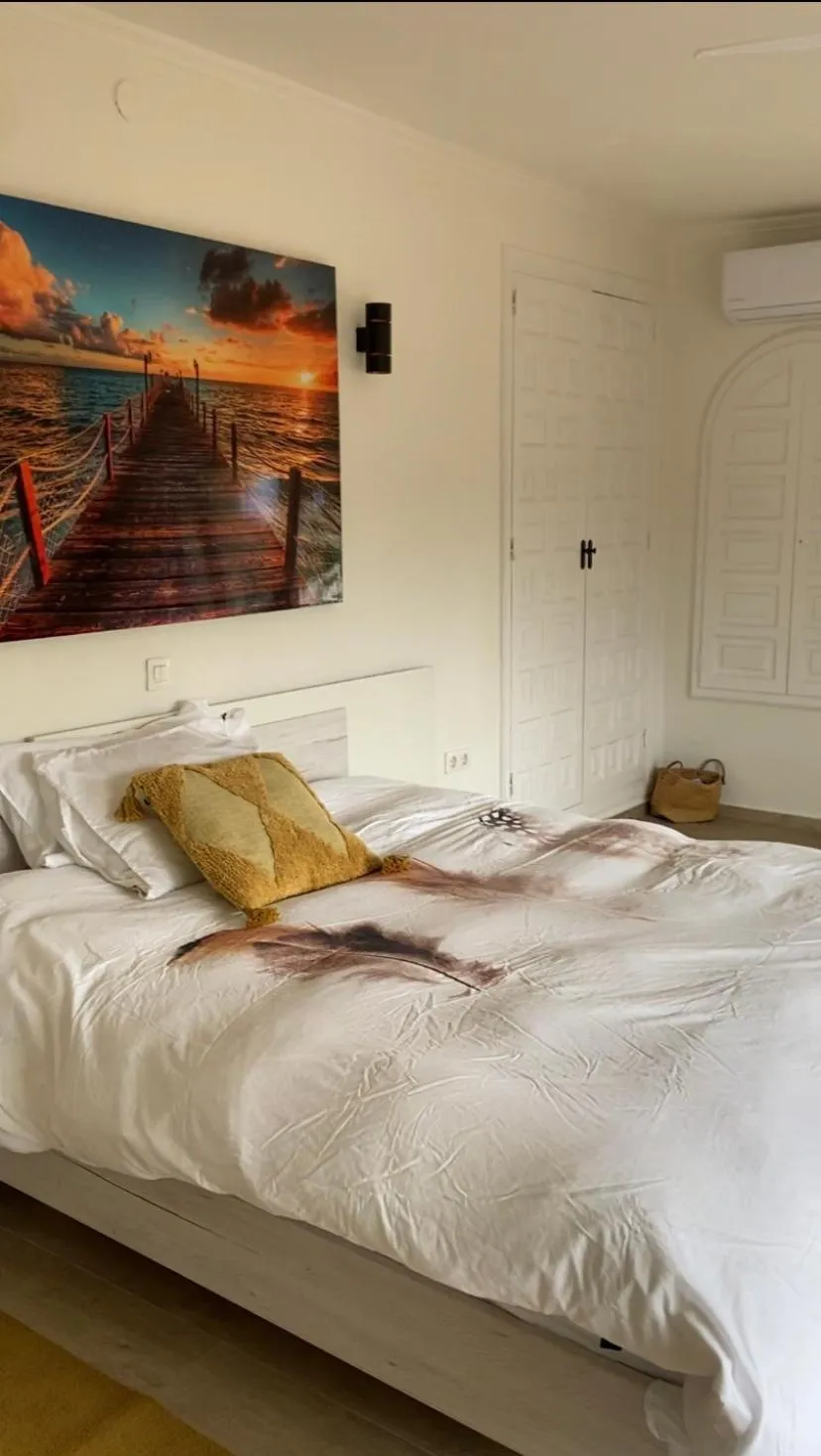 Deluxe Family Room in Casa Pedramala