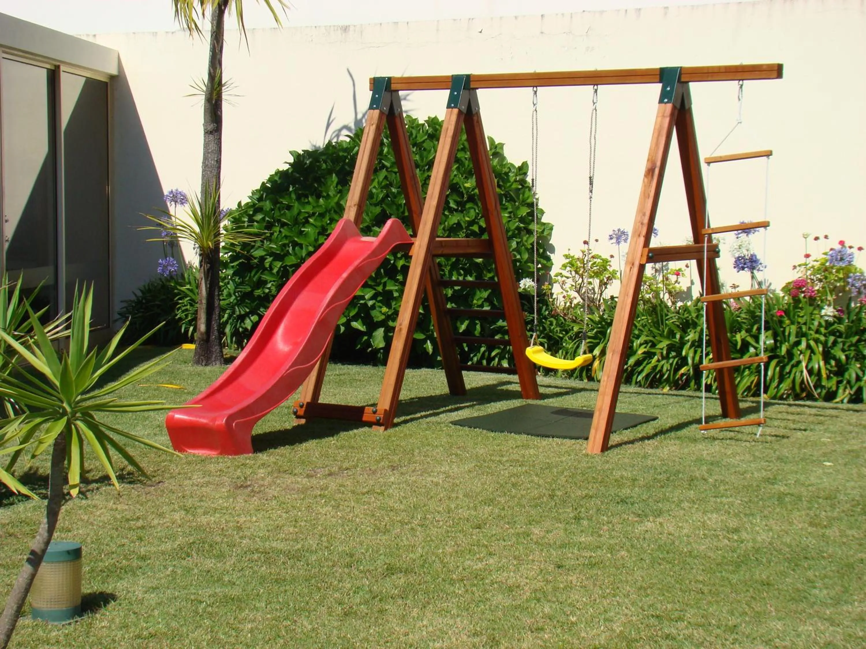 Children play ground in Clube Pinhal da Foz