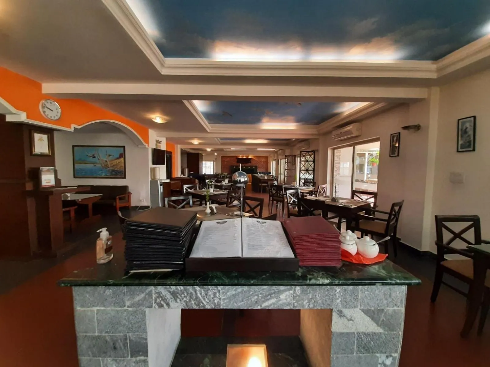 Restaurant/places to eat in Waterfront Resort by KGH Group