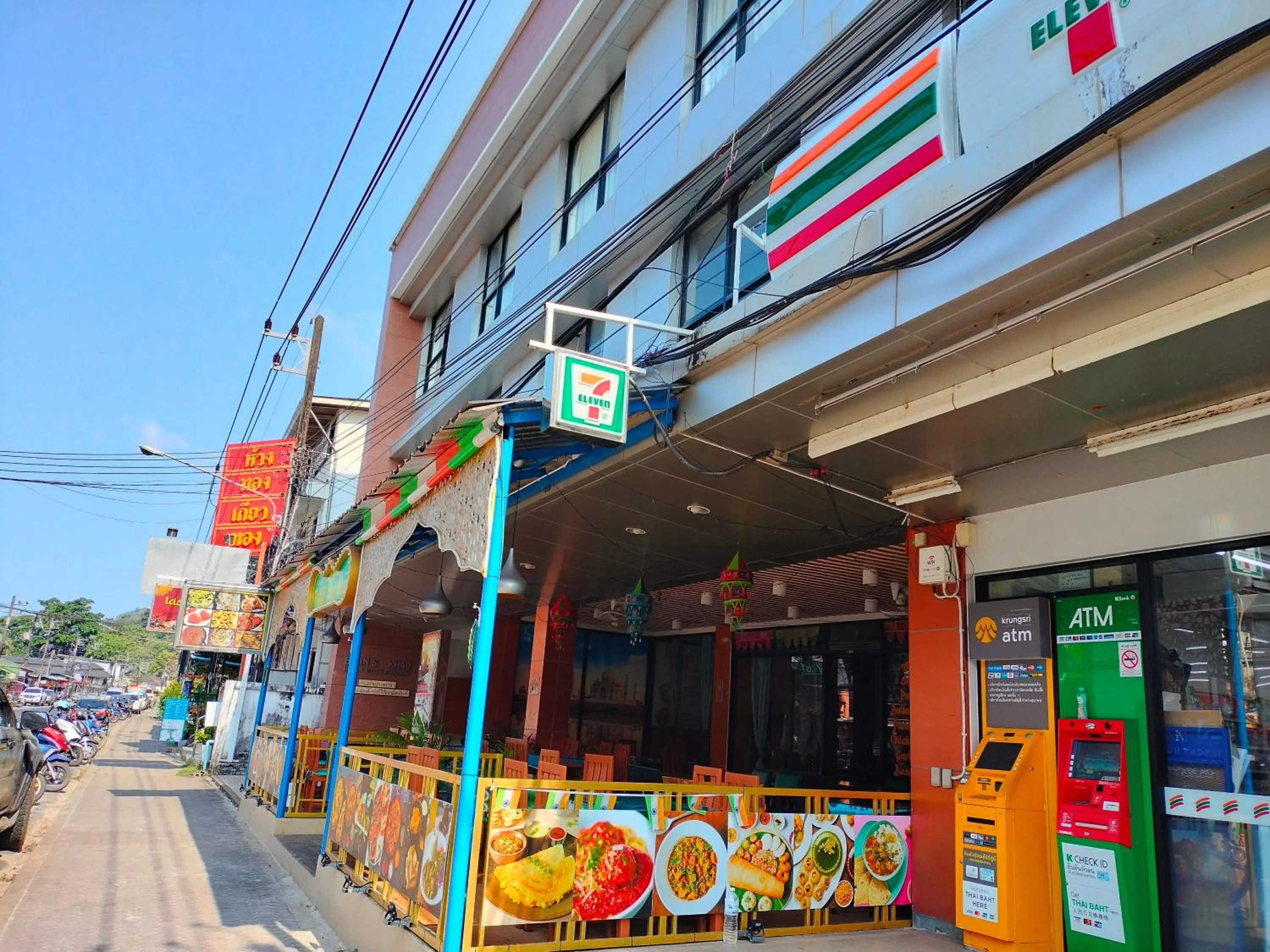 Property building in Baan Saikao Plaza Hotel & Service Apartment