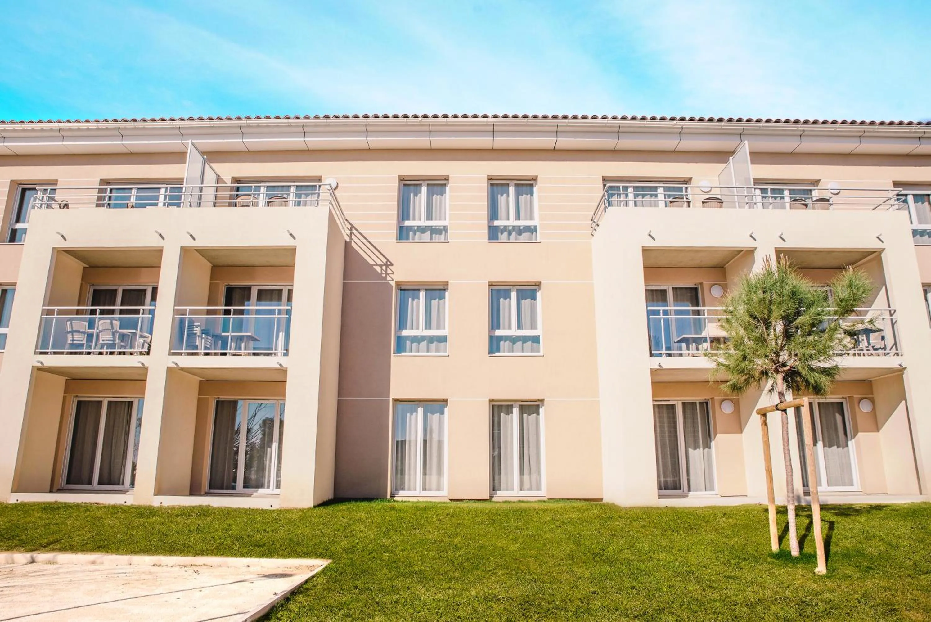 Facade/entrance in Résidence Vacances - Azureva Roquebrune-Cap-Martin