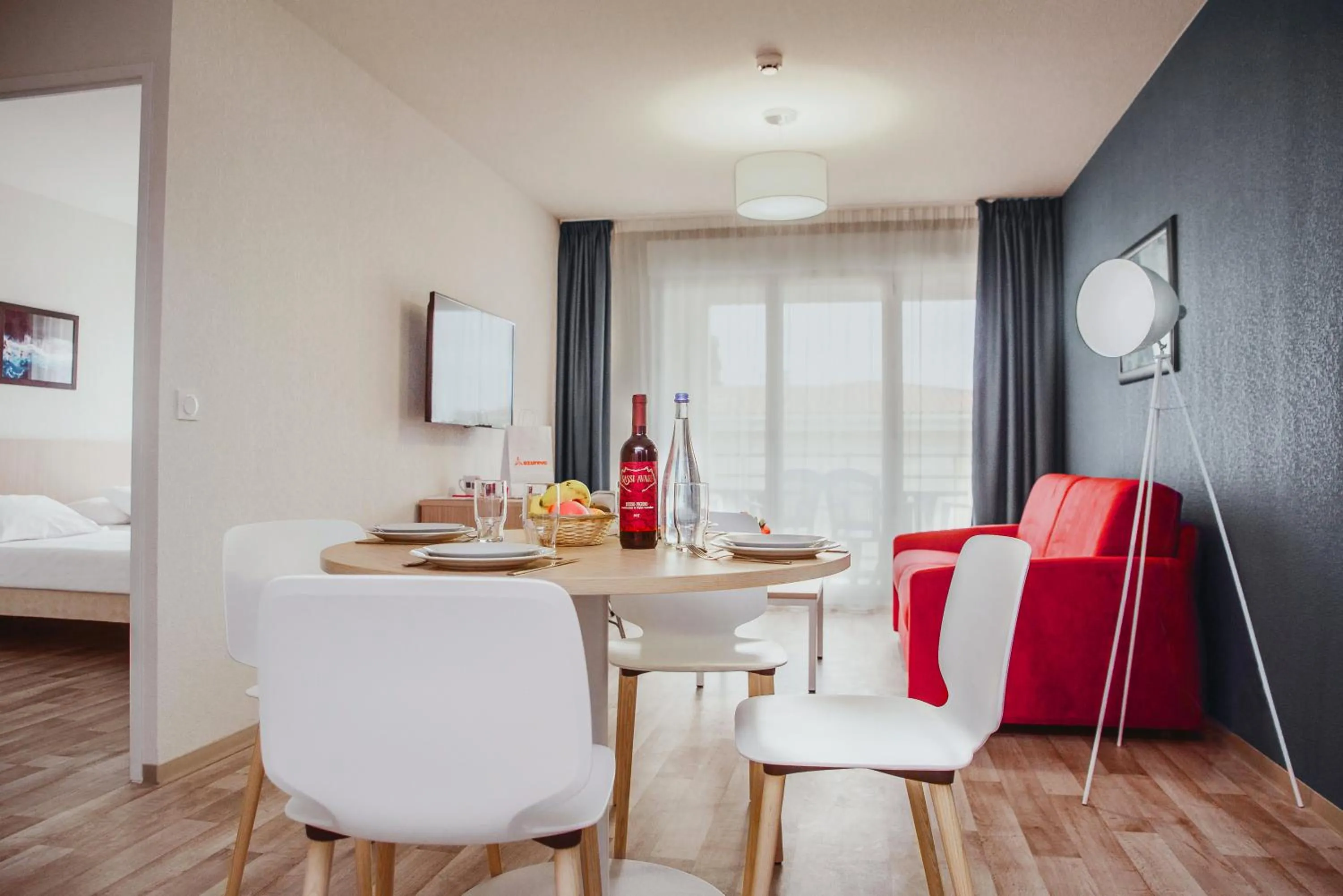 TV and multimedia, Bed in Résidence Vacances - Azureva Roquebrune-Cap-Martin