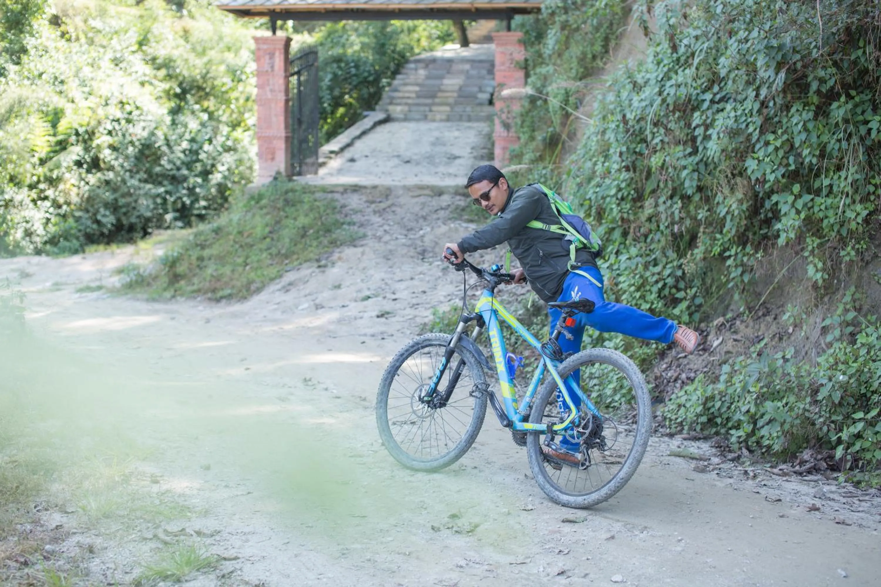 People in The Lapsi Tree