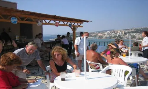 Restaurant/places to eat in Surtel Hotel