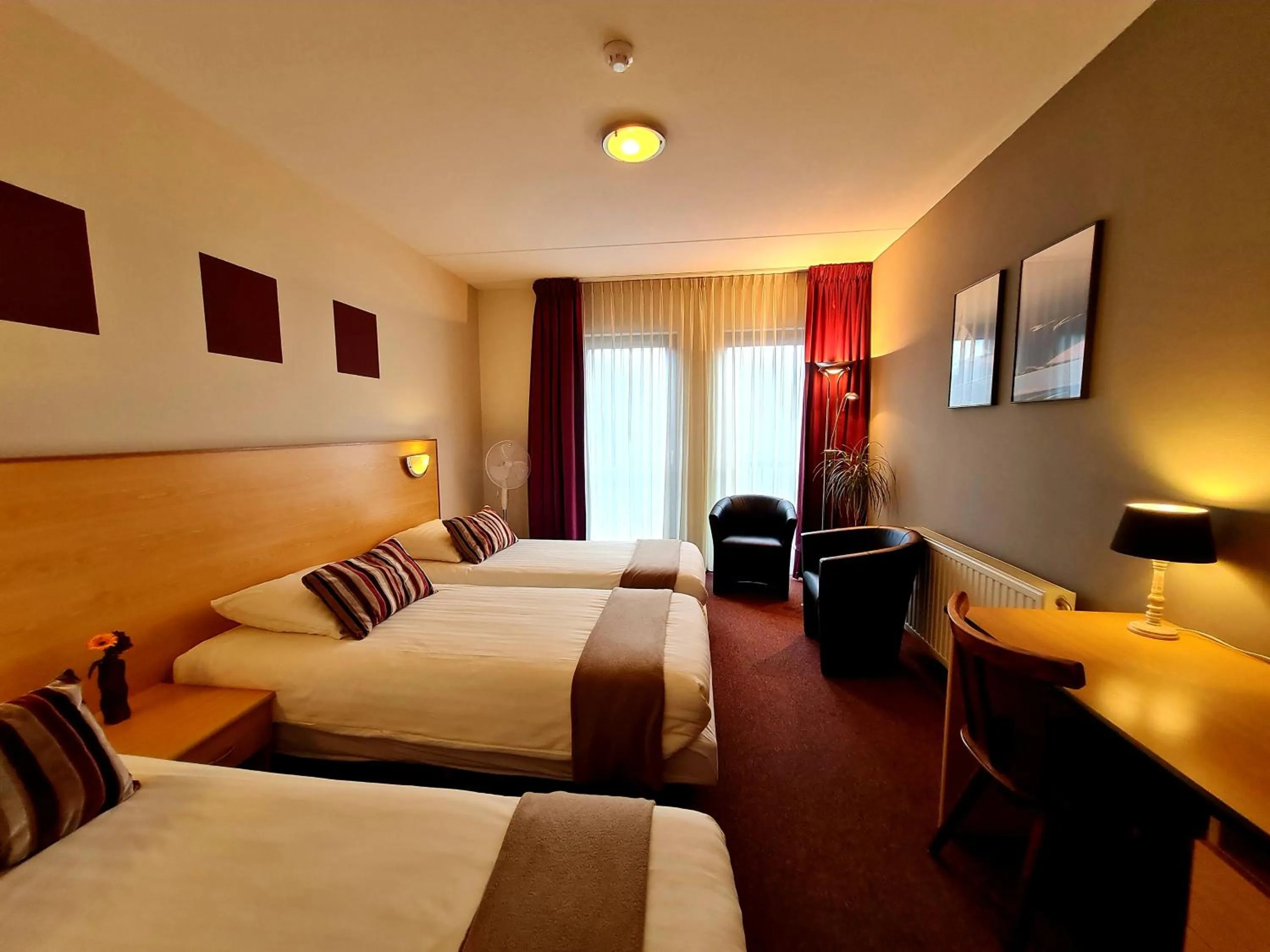 Photo of the whole room, Bed in Hotel Restaurant 't Trefpunt