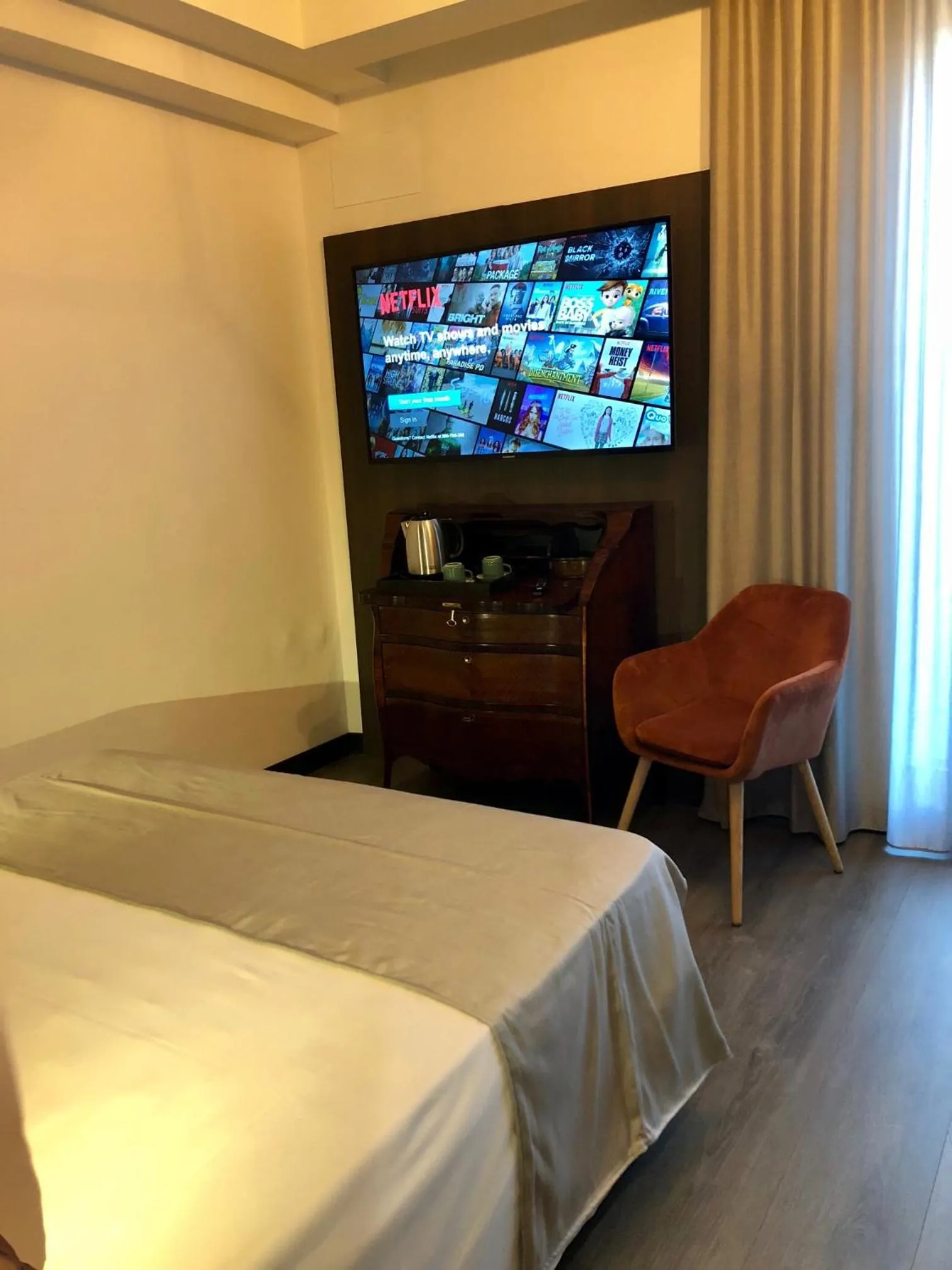 TV and multimedia, Bed in Dimora Augusteo