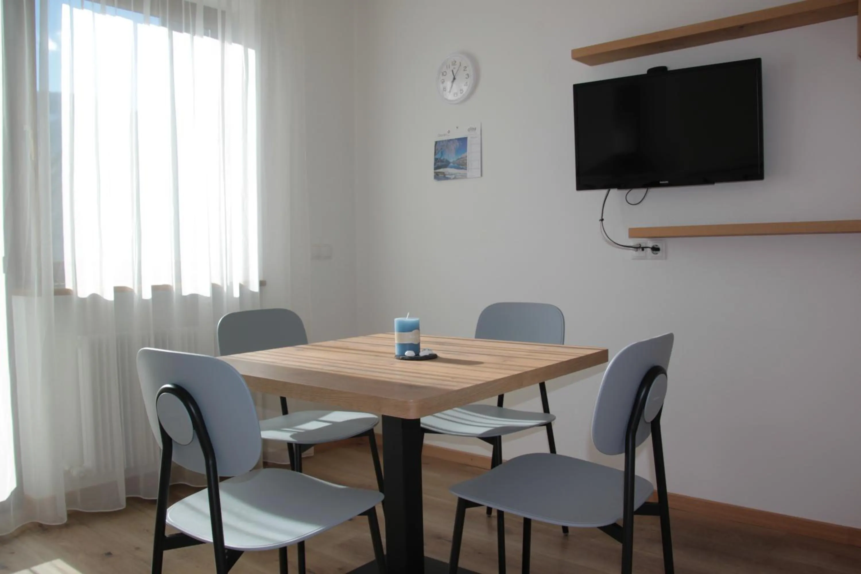 Kitchen or kitchenette in Residence die Färbe