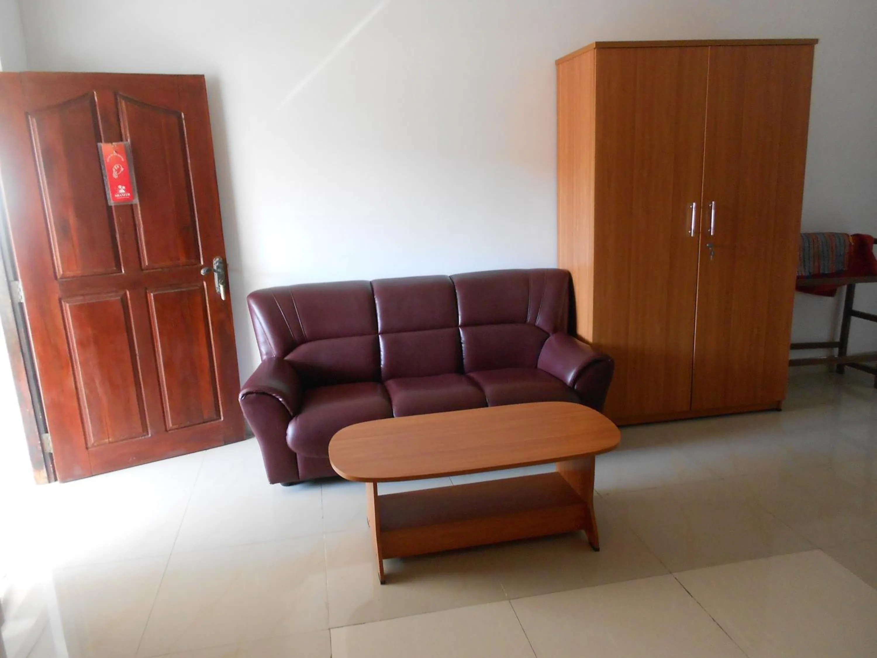 Business facilities in Shanith Guesthouse Negombo , beach road