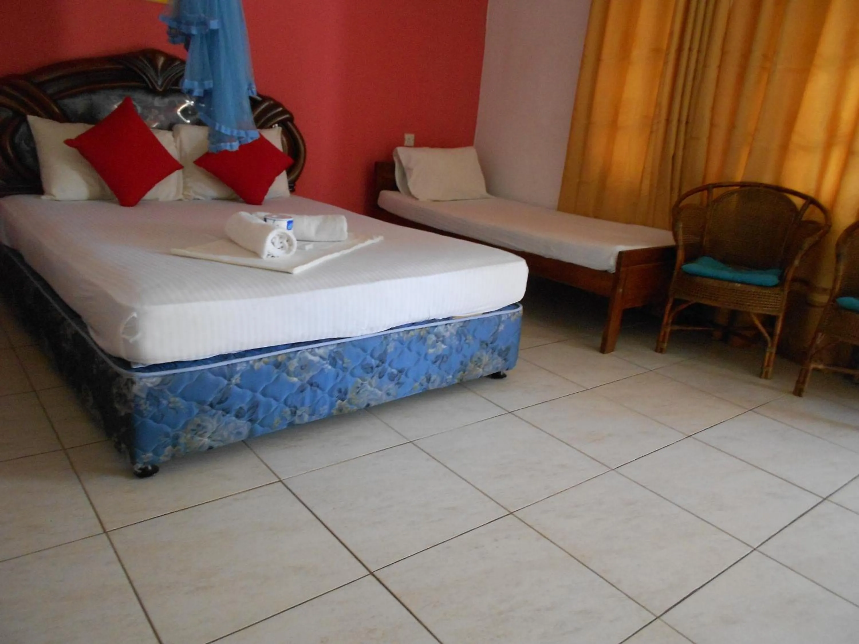 bunk bed, Bed in Shanith Guesthouse Negombo , beach road