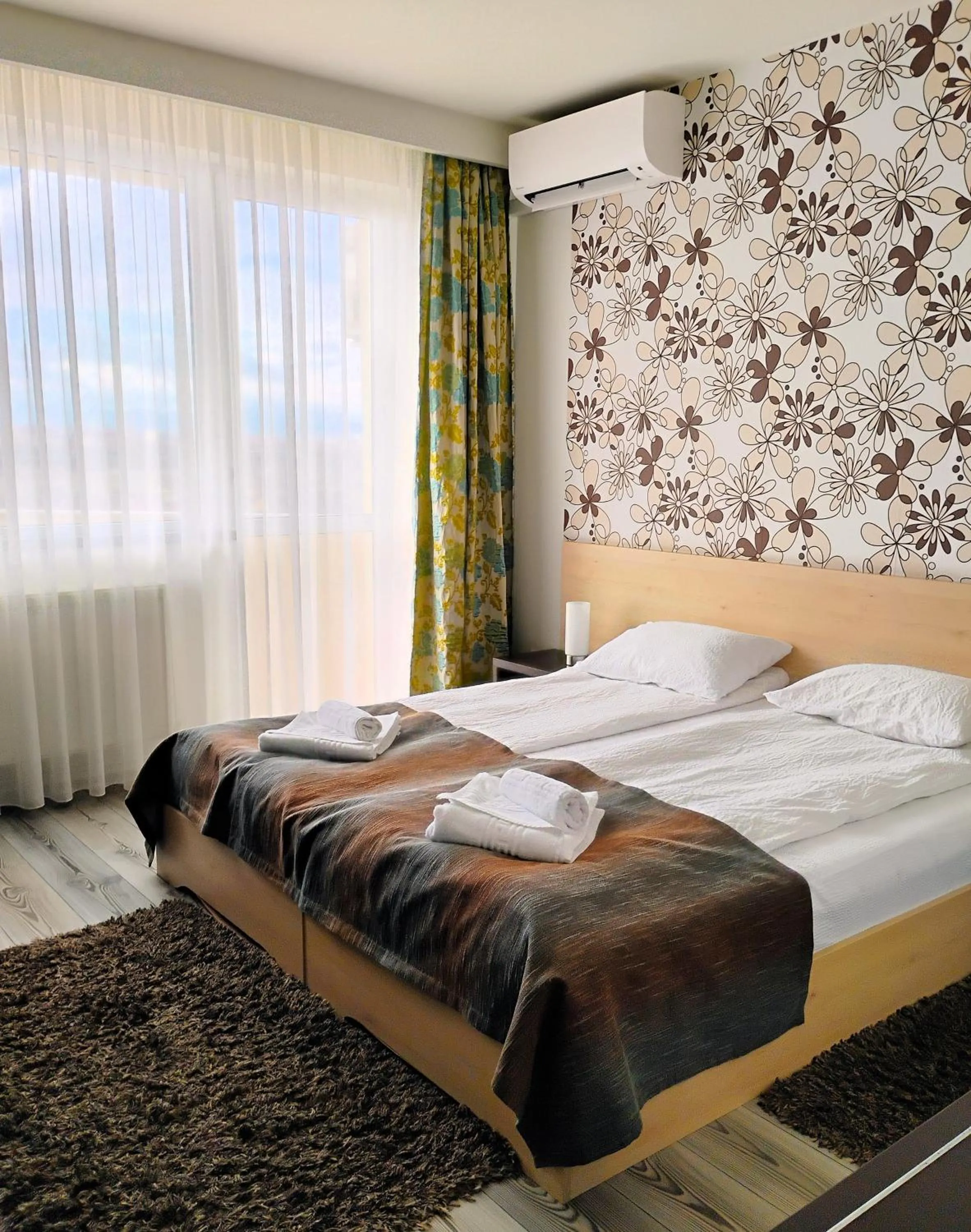 Bedroom, Bed in Pensiunea Carmen - Bikers Friendly Nest