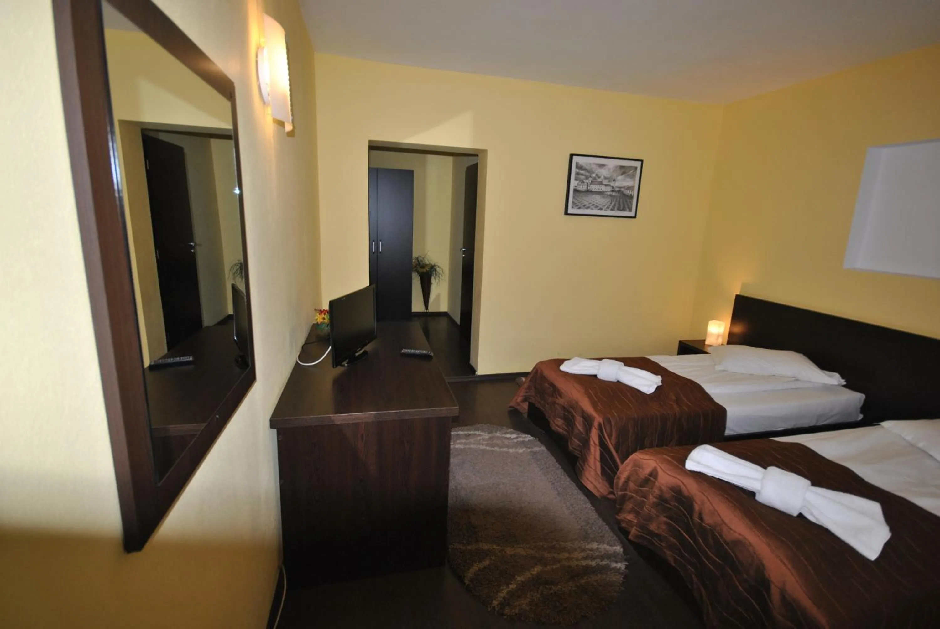 Bed in Pensiunea Carmen - Bikers Friendly Nest