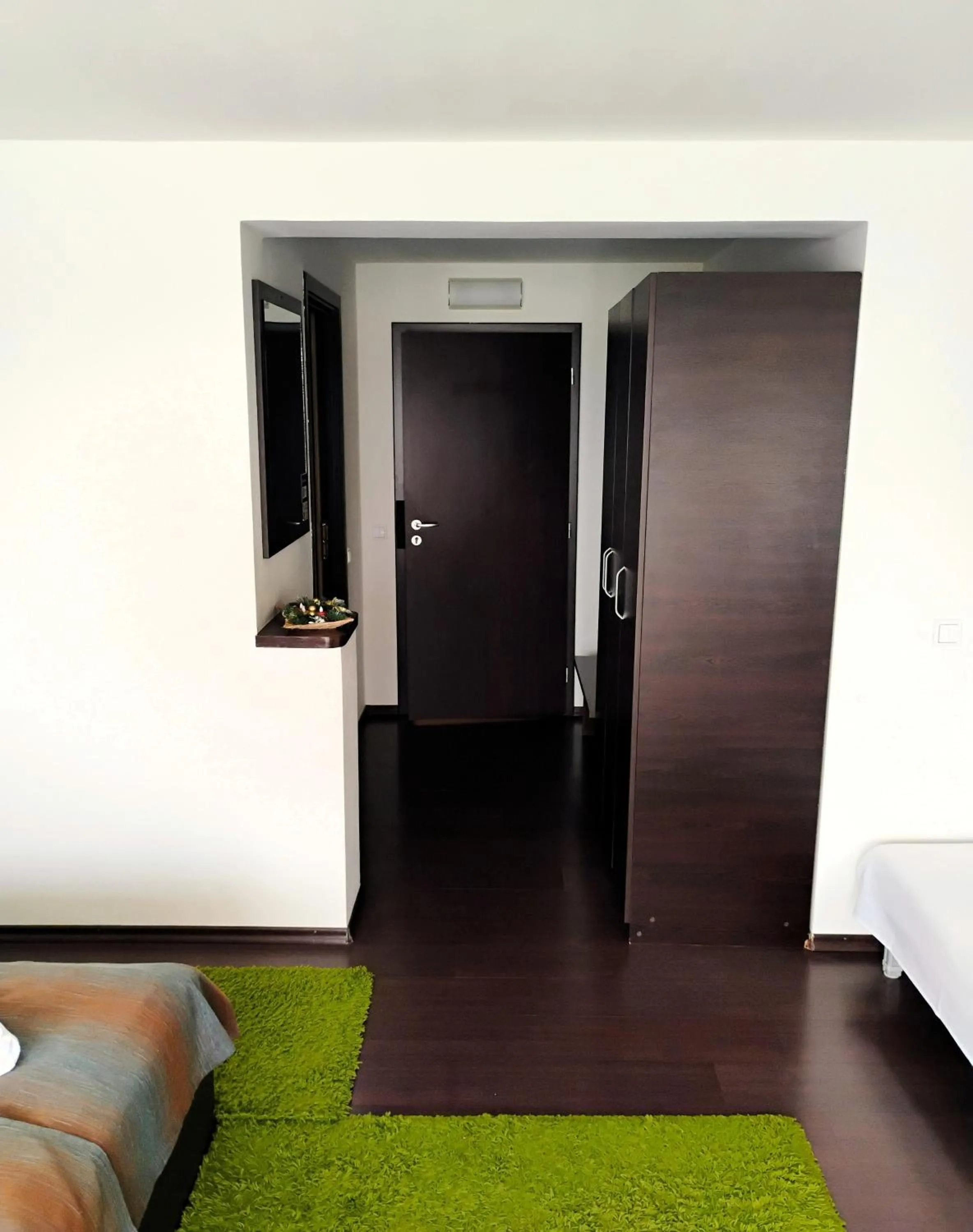 Decorative detail, Bed in Pensiunea Carmen - Bikers Friendly Nest