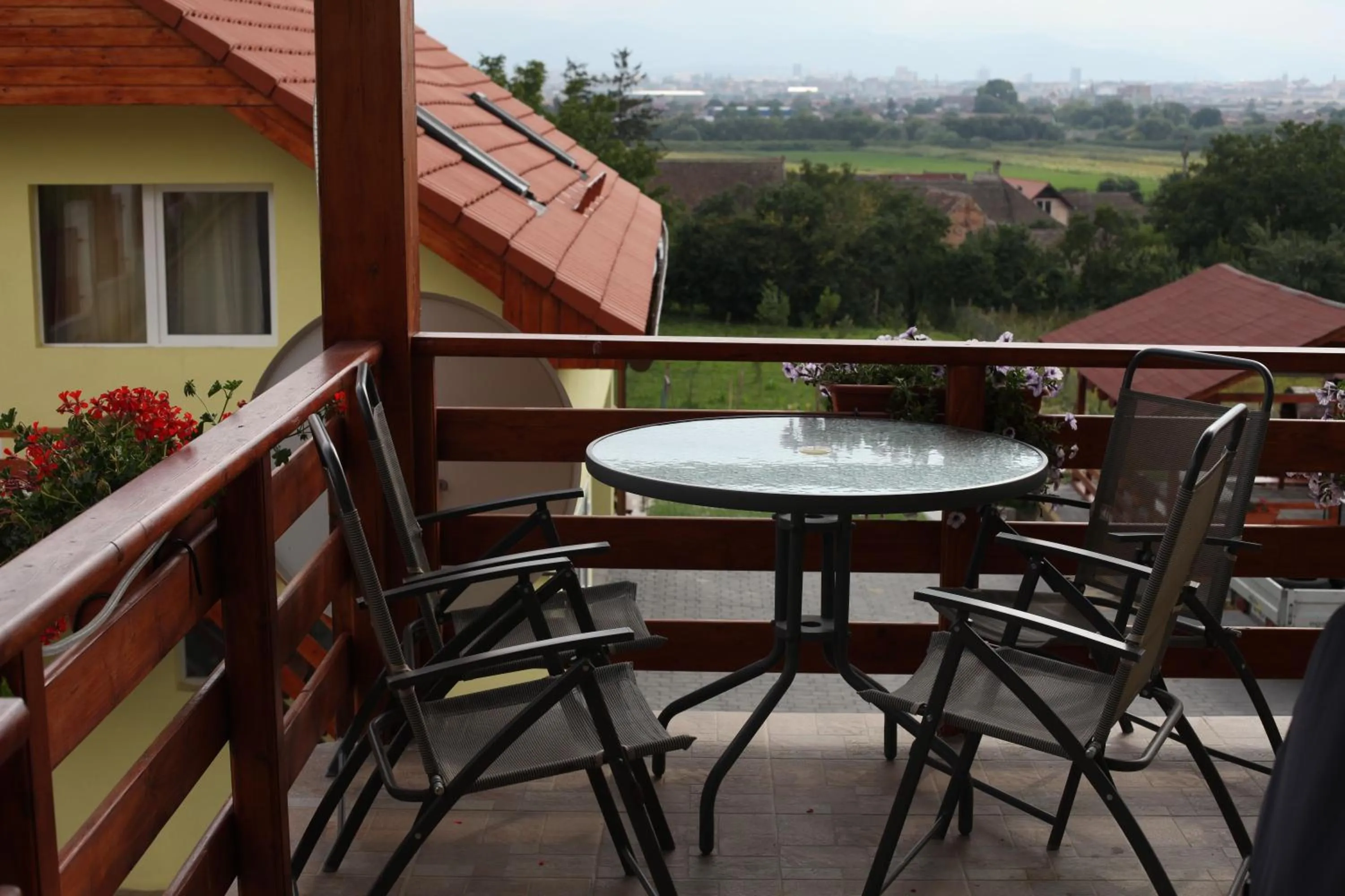 Day in Pensiunea Carmen - Bikers Friendly Nest