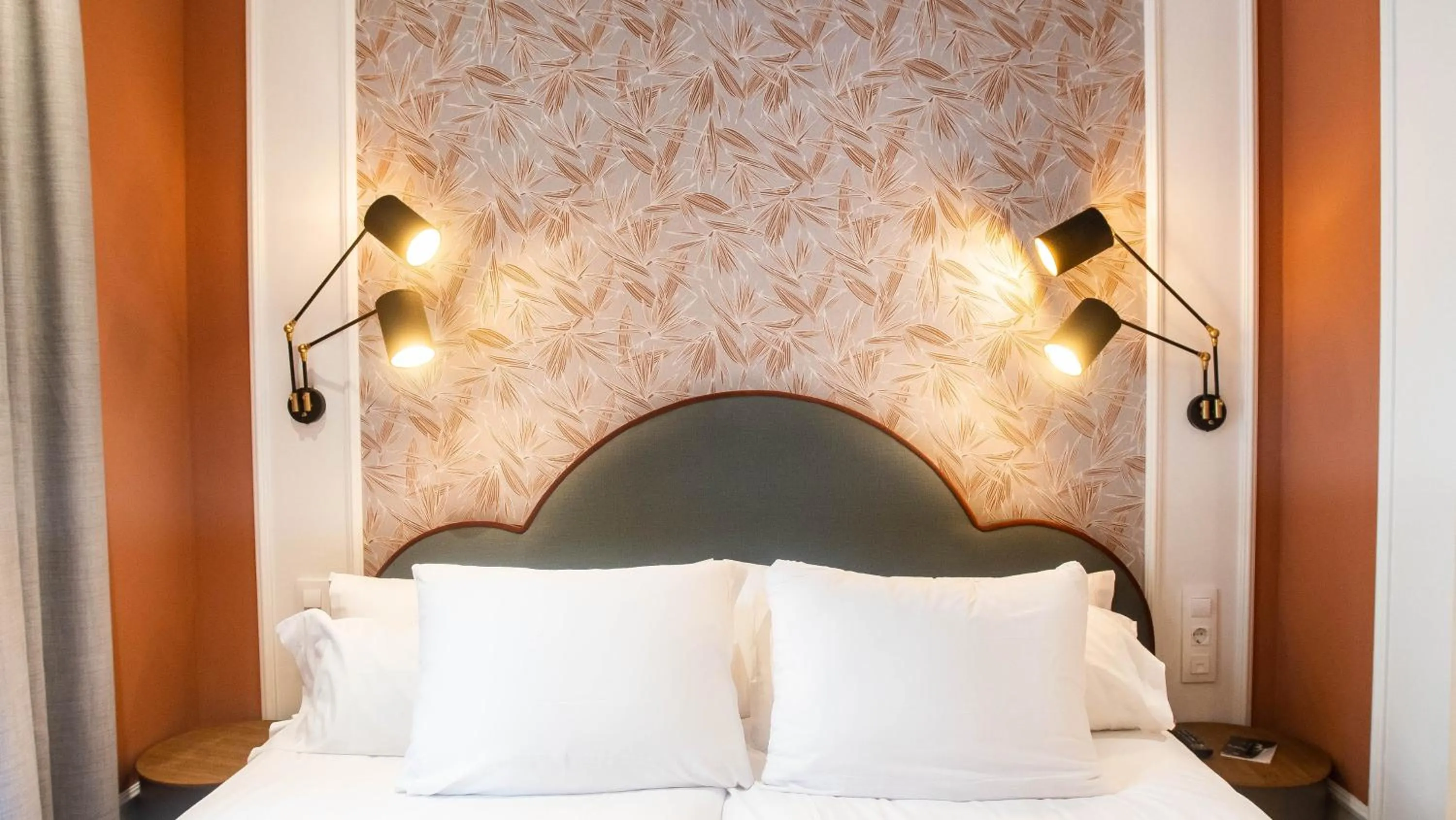 Bedroom, Bed in Soho Boutique Opera