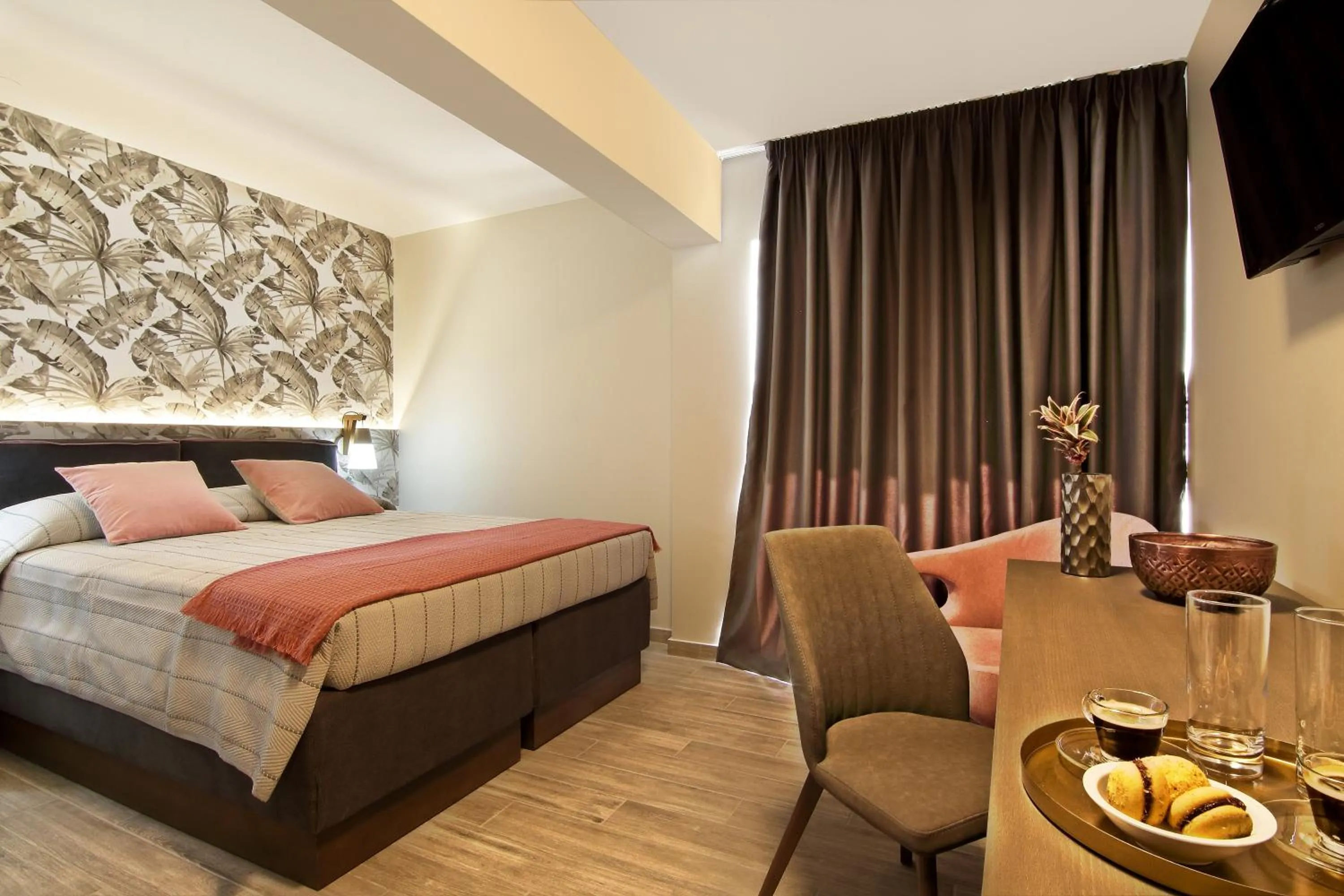 Bedroom, Bed in Maison 66, Riviera Hotels