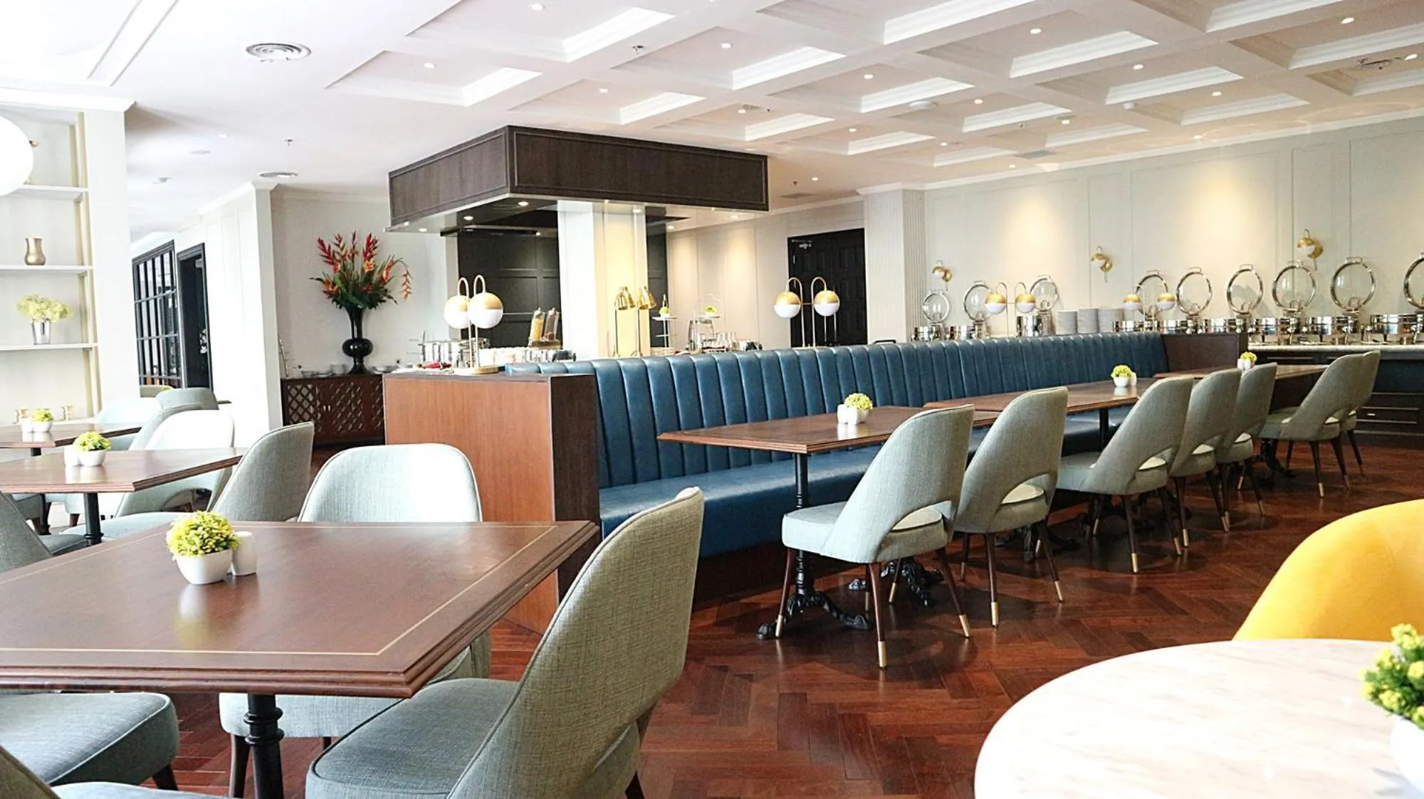 Restaurant/places to eat in Hotel Shalva Jakarta