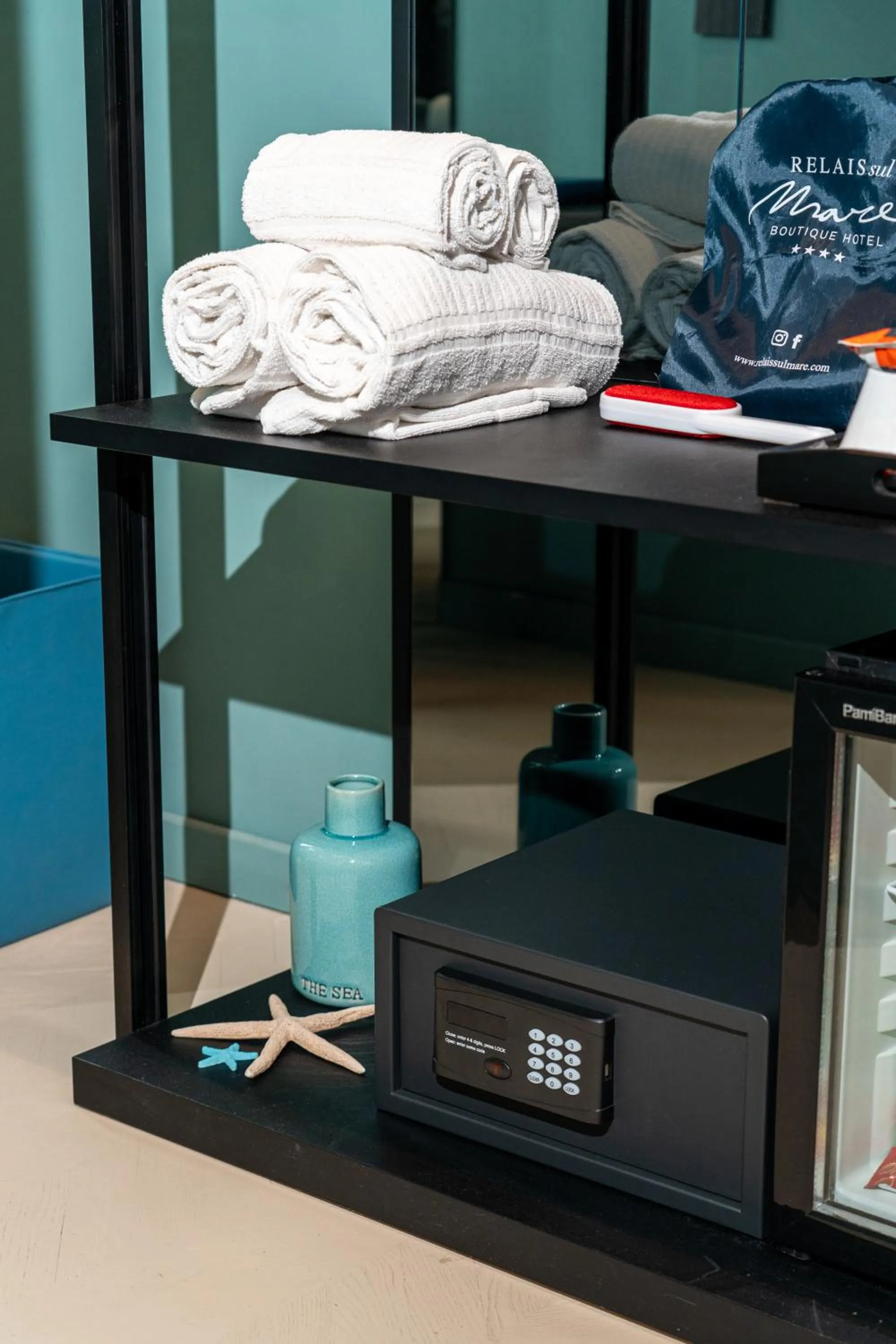 Decorative detail in Relais sul Mare Boutique Hotel