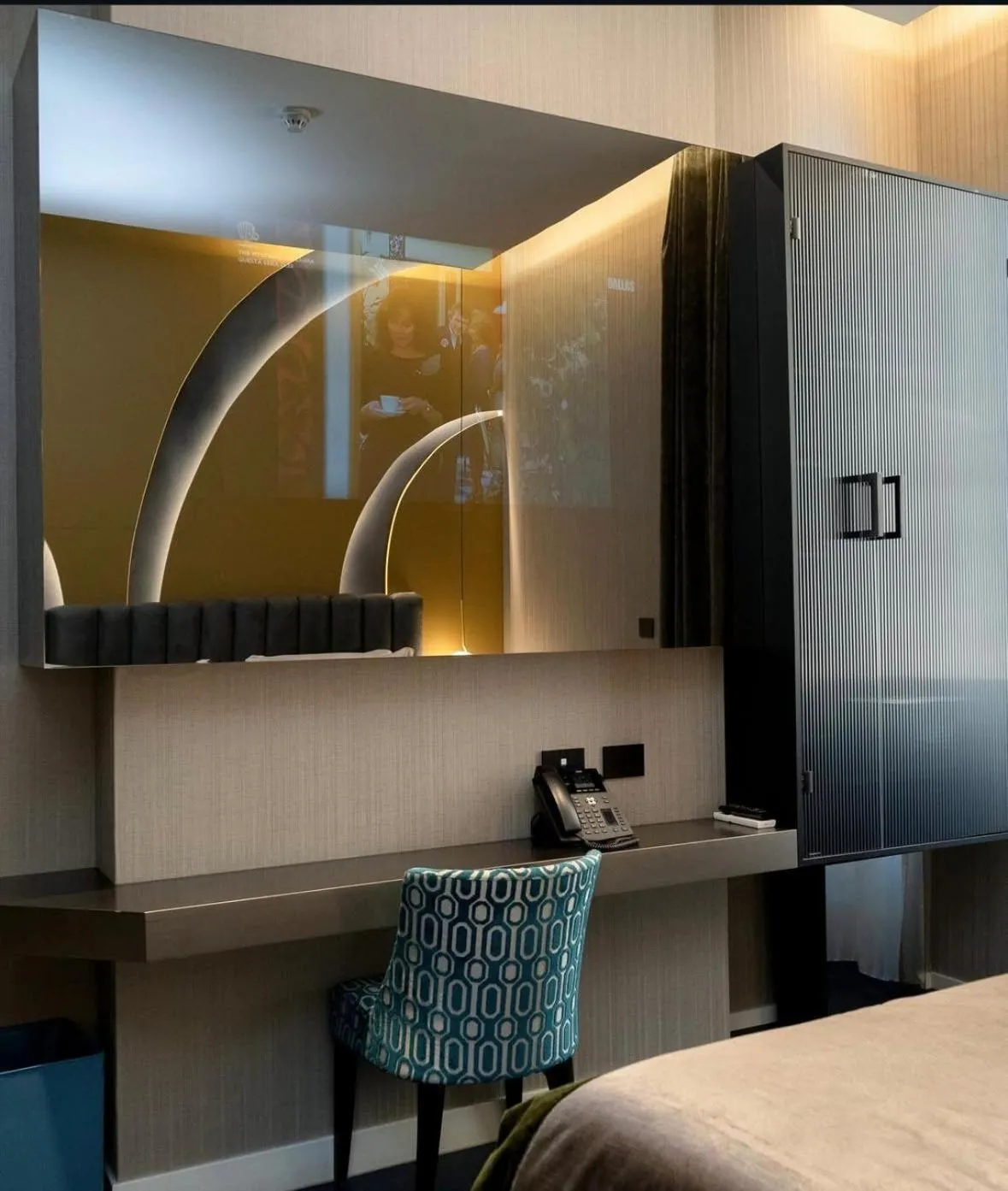 TV and multimedia in Relais sul Mare Boutique Hotel