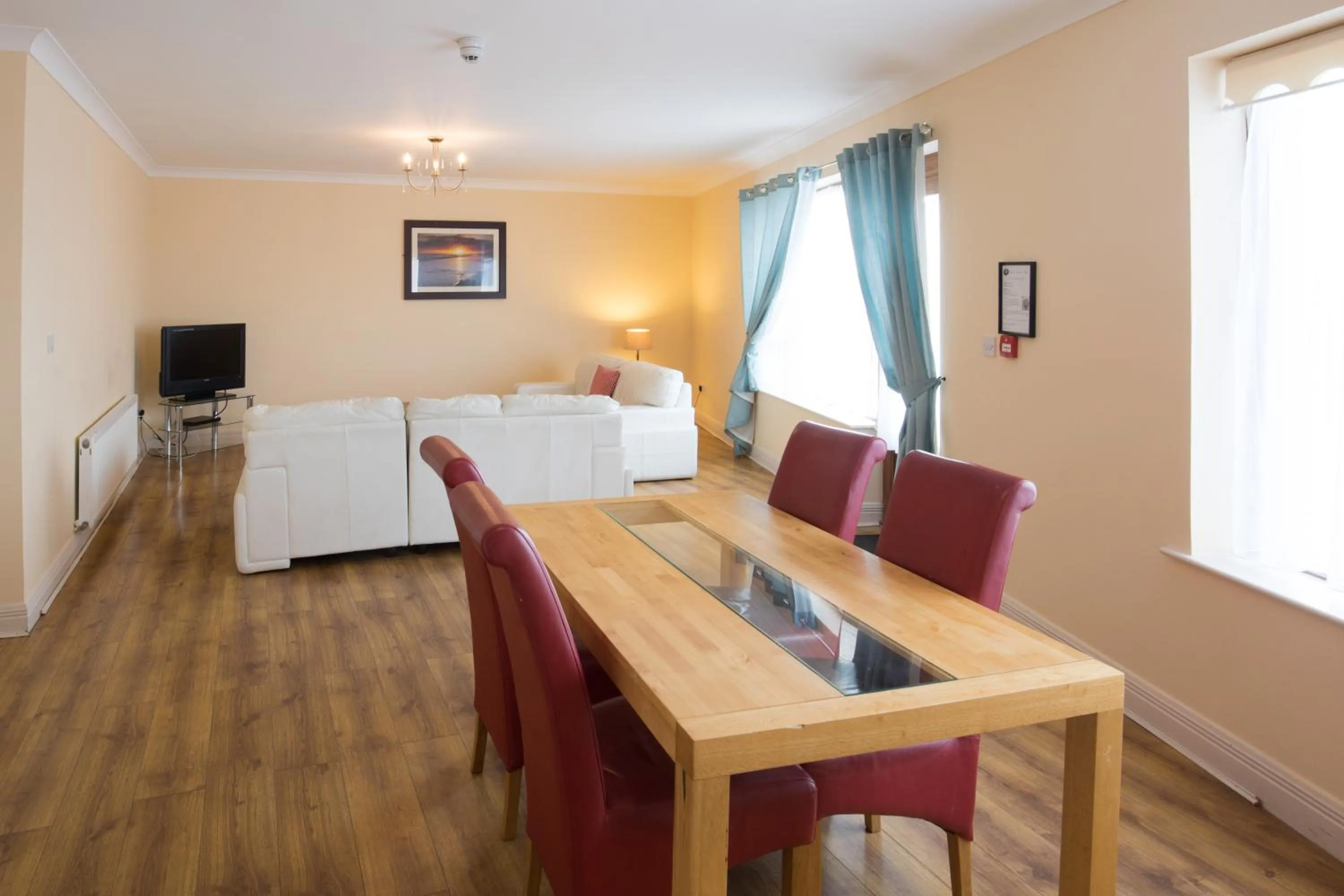 Living room, Bed in Ocean Sands Hotel & Spa