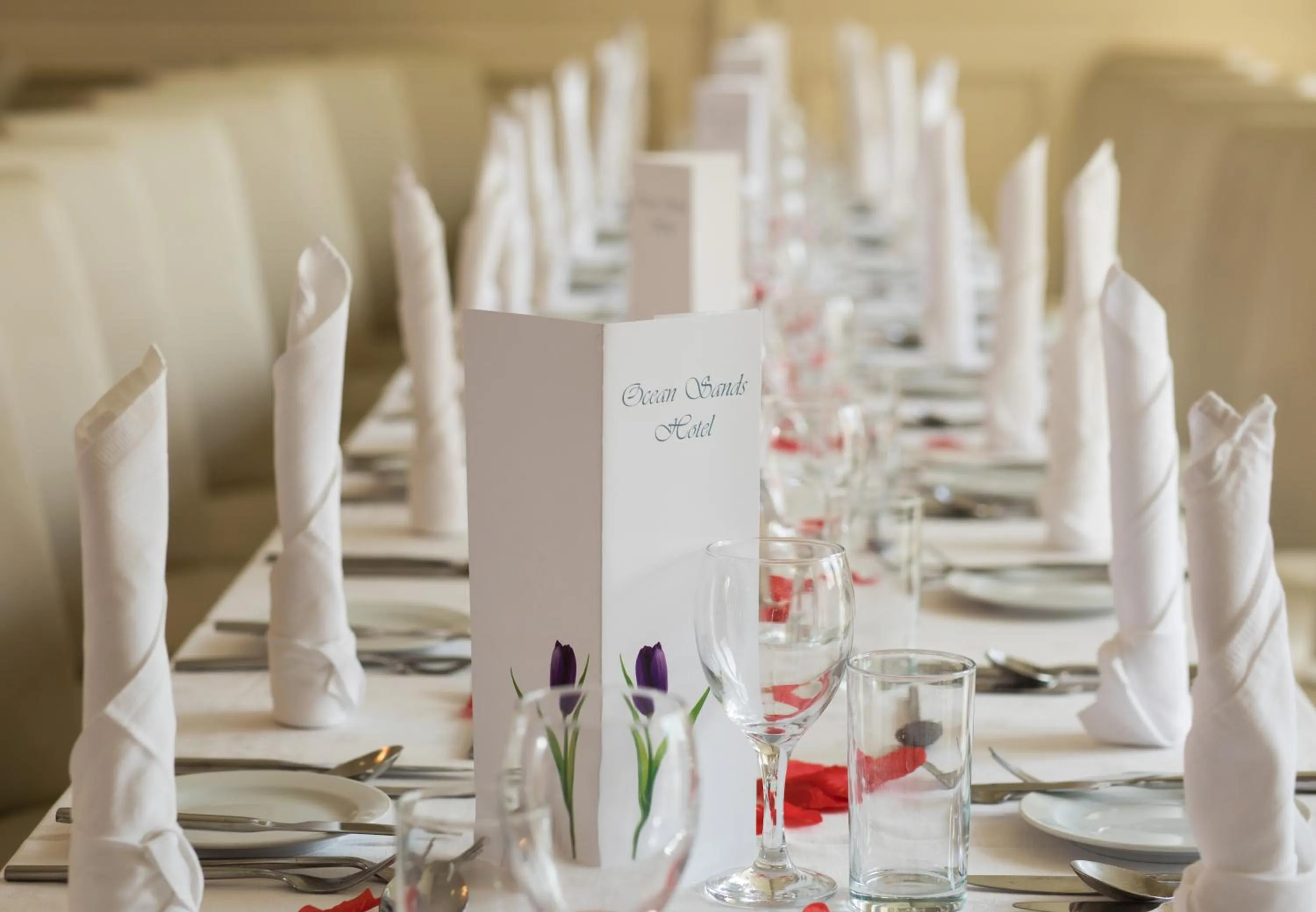 Restaurant/places to eat in Ocean Sands Hotel & Spa