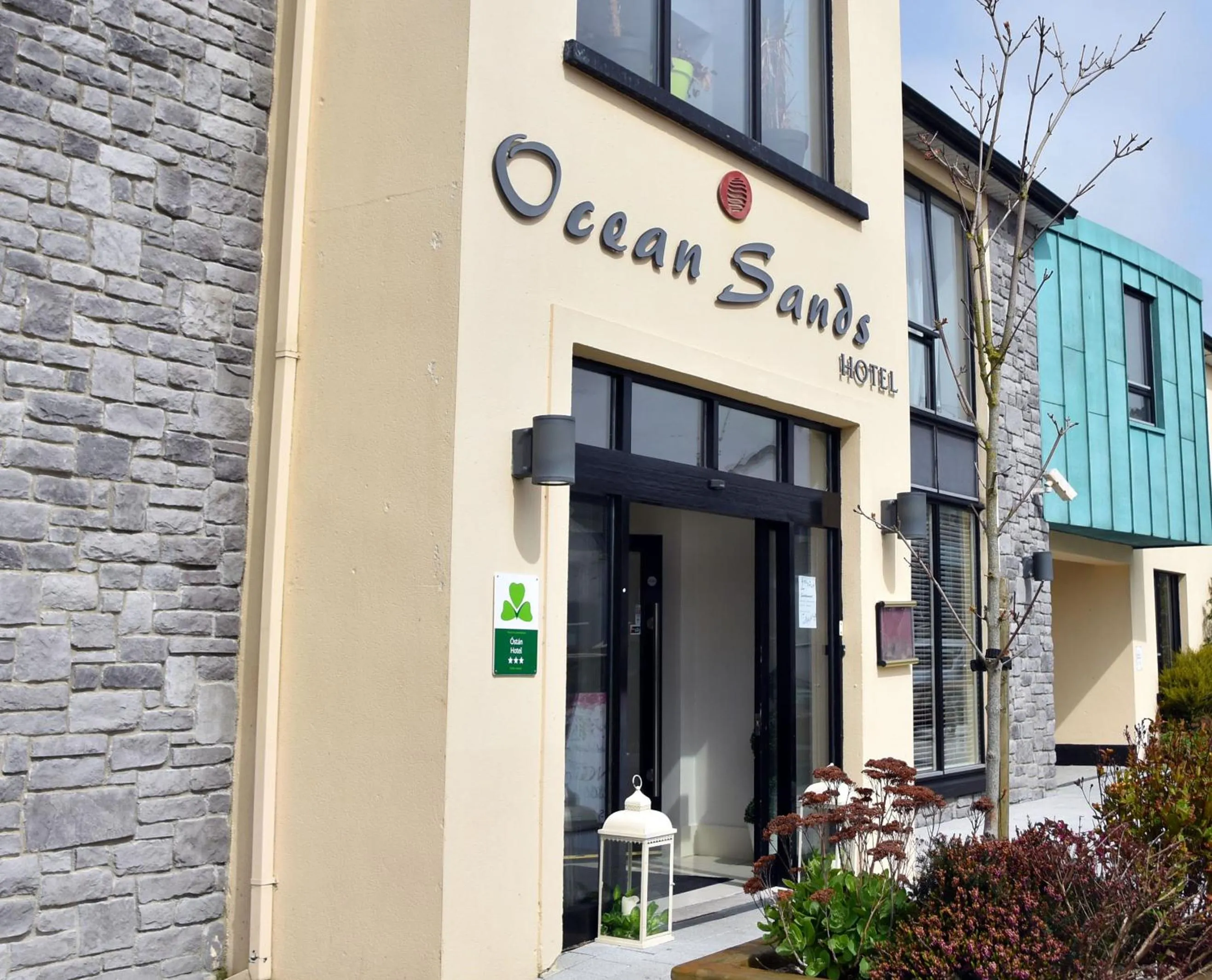 Facade/entrance in Ocean Sands Hotel & Spa