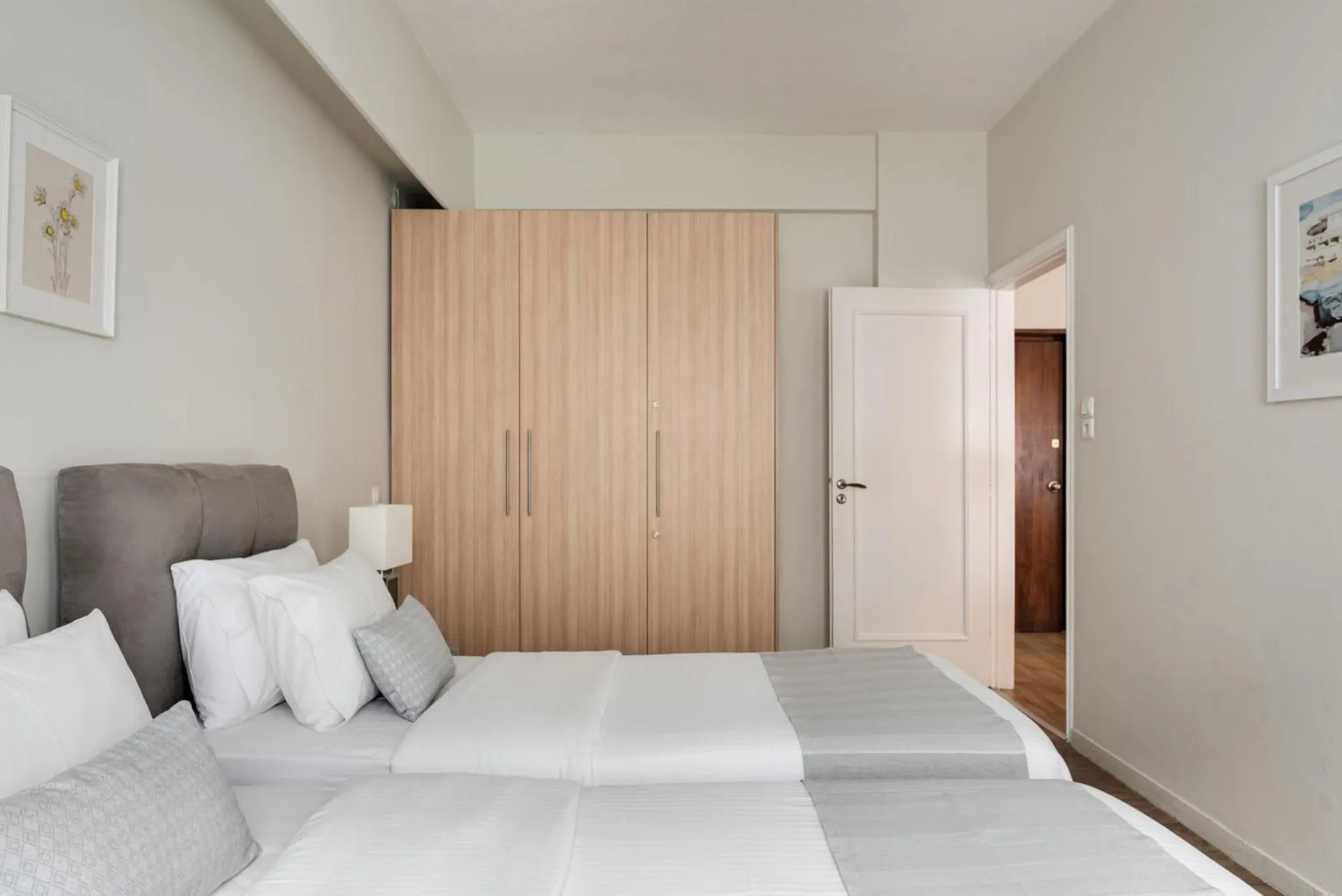 Bed in Syntagma Spotlight Residence